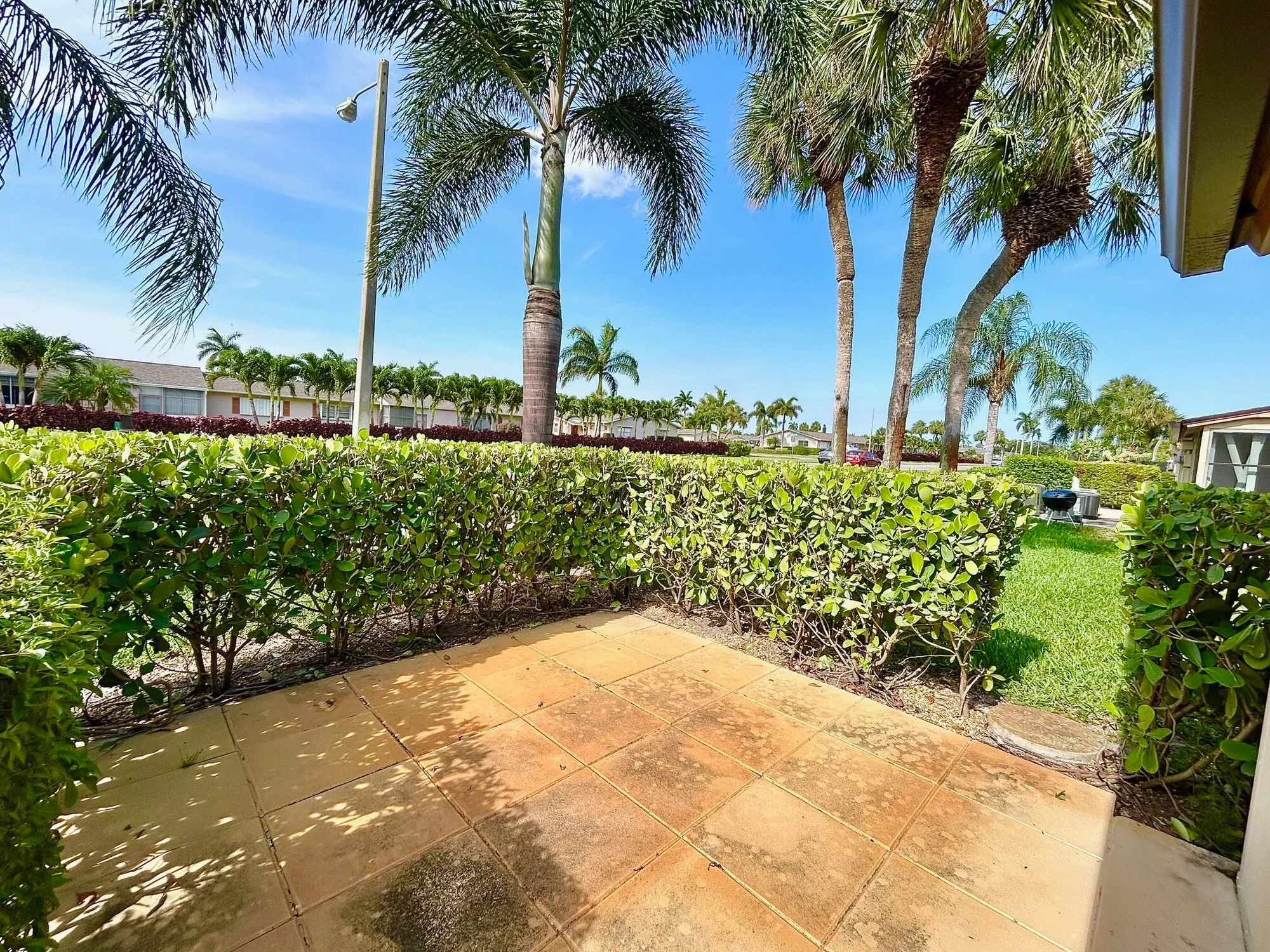 Property Slideshow image 15 of 43 | 2802 crosley dr d, West Palm Beach, FL, 33415