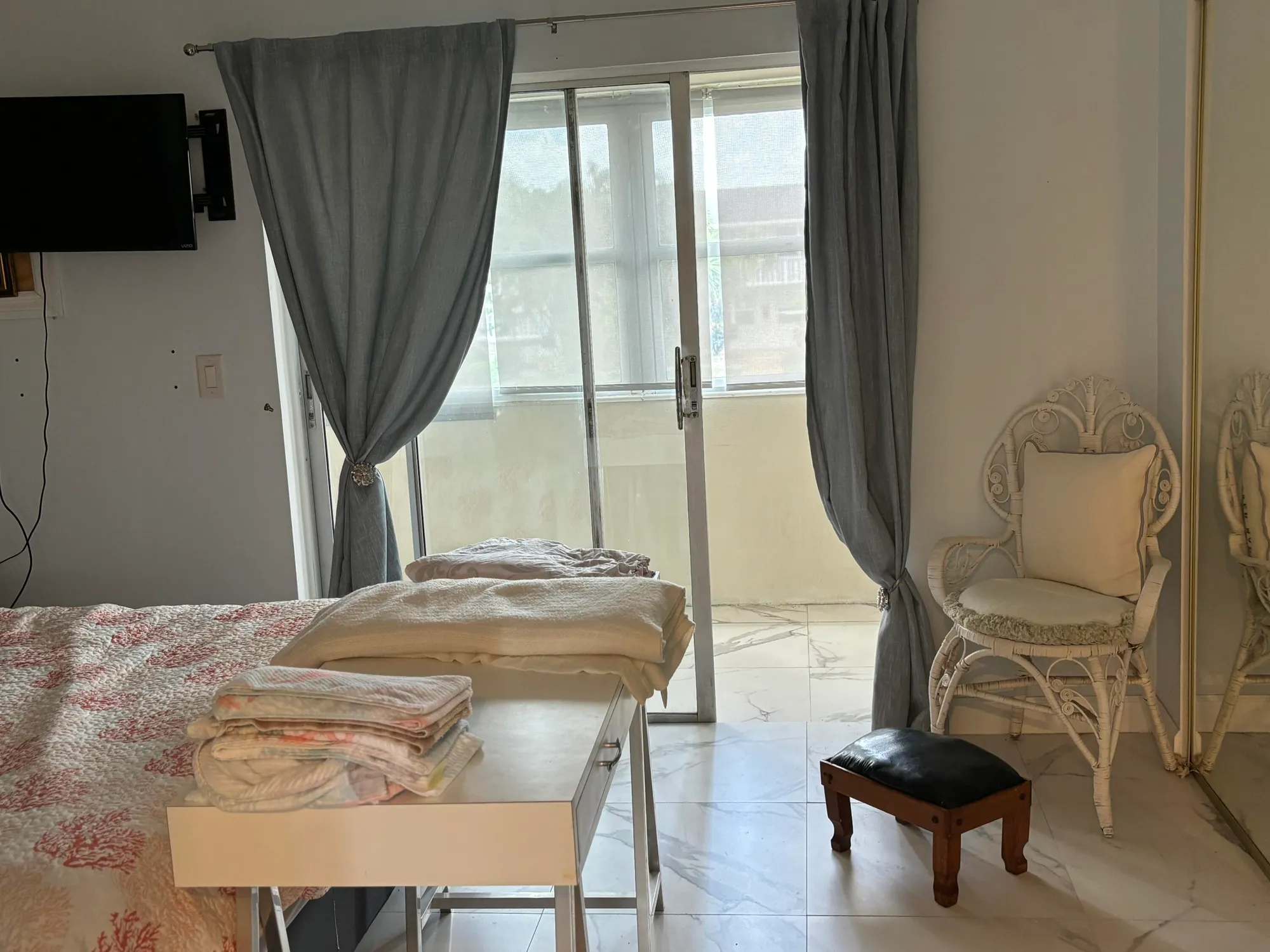 Property Slideshow image 10 of 12 | 325 andover m, West Palm Beach, FL, 33417