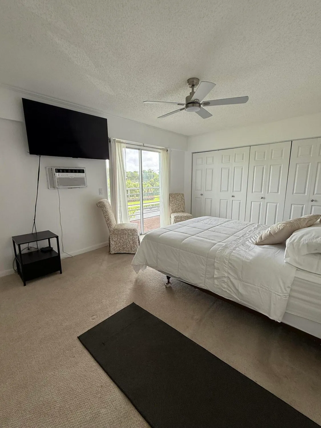 Property Slideshow image 8 of 15 | 244 suffolk f, Boca Raton, FL, 33434