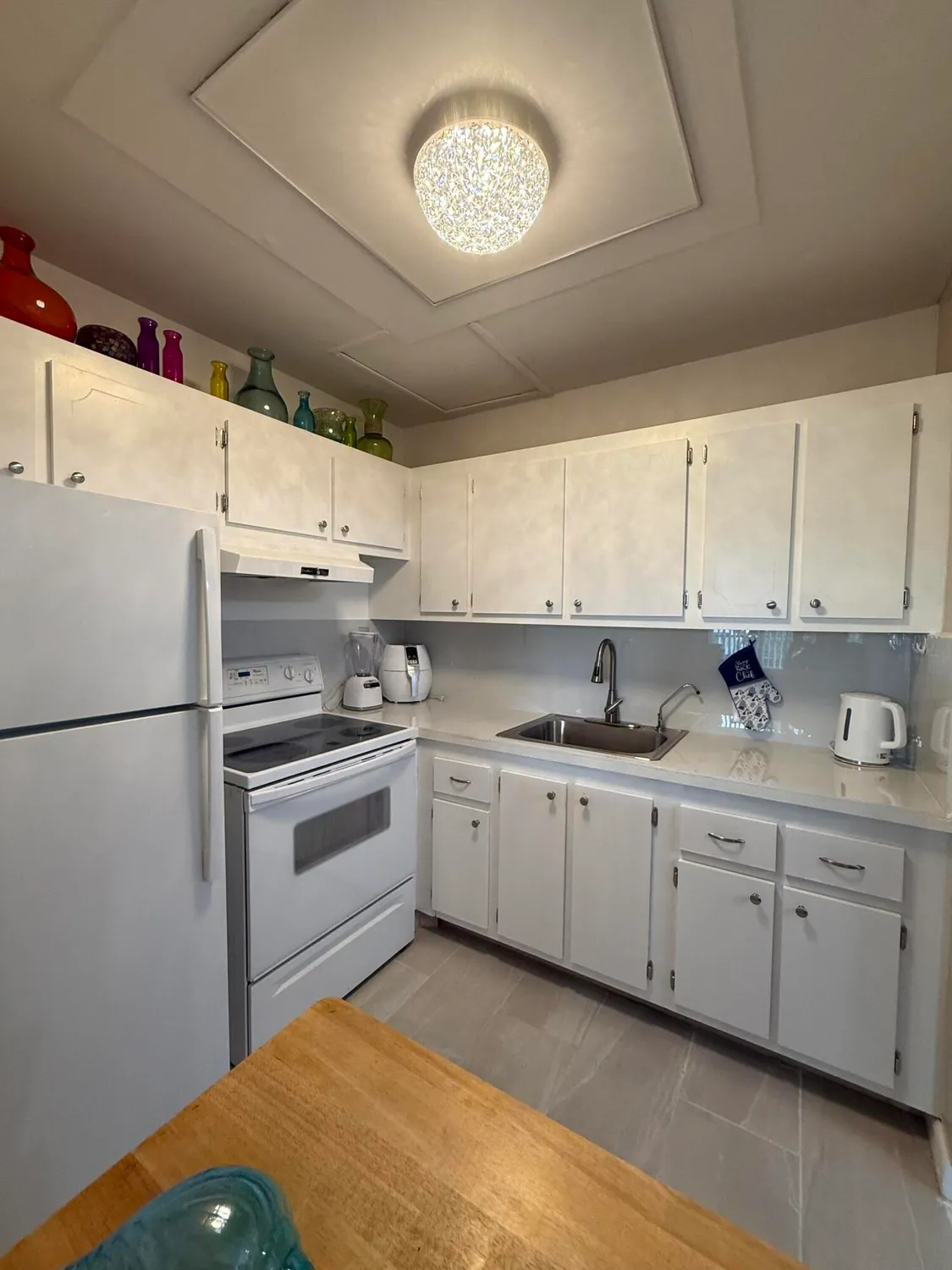 Property Slideshow image 4 of 15 | 244 suffolk f, Boca Raton, FL, 33434