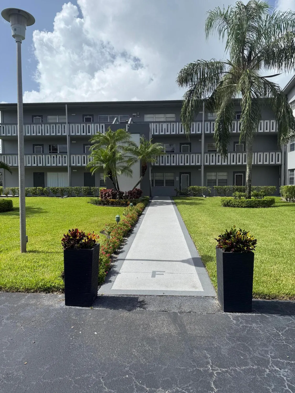 Property Slideshow image 14 of 15 | 244 suffolk f, Boca Raton, FL, 33434