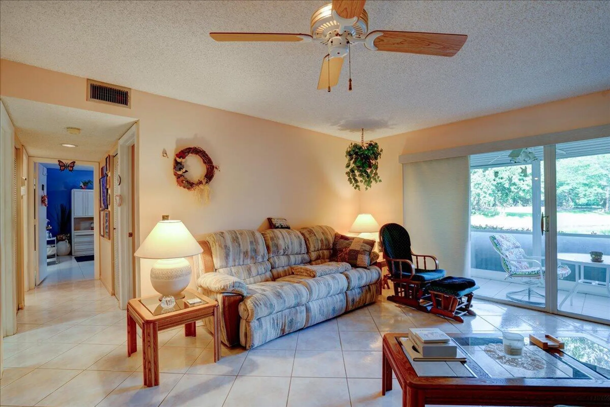 Property Slideshow image 9 of 33 | 13811 oneida dr g1, Delray Beach, FL, 33446