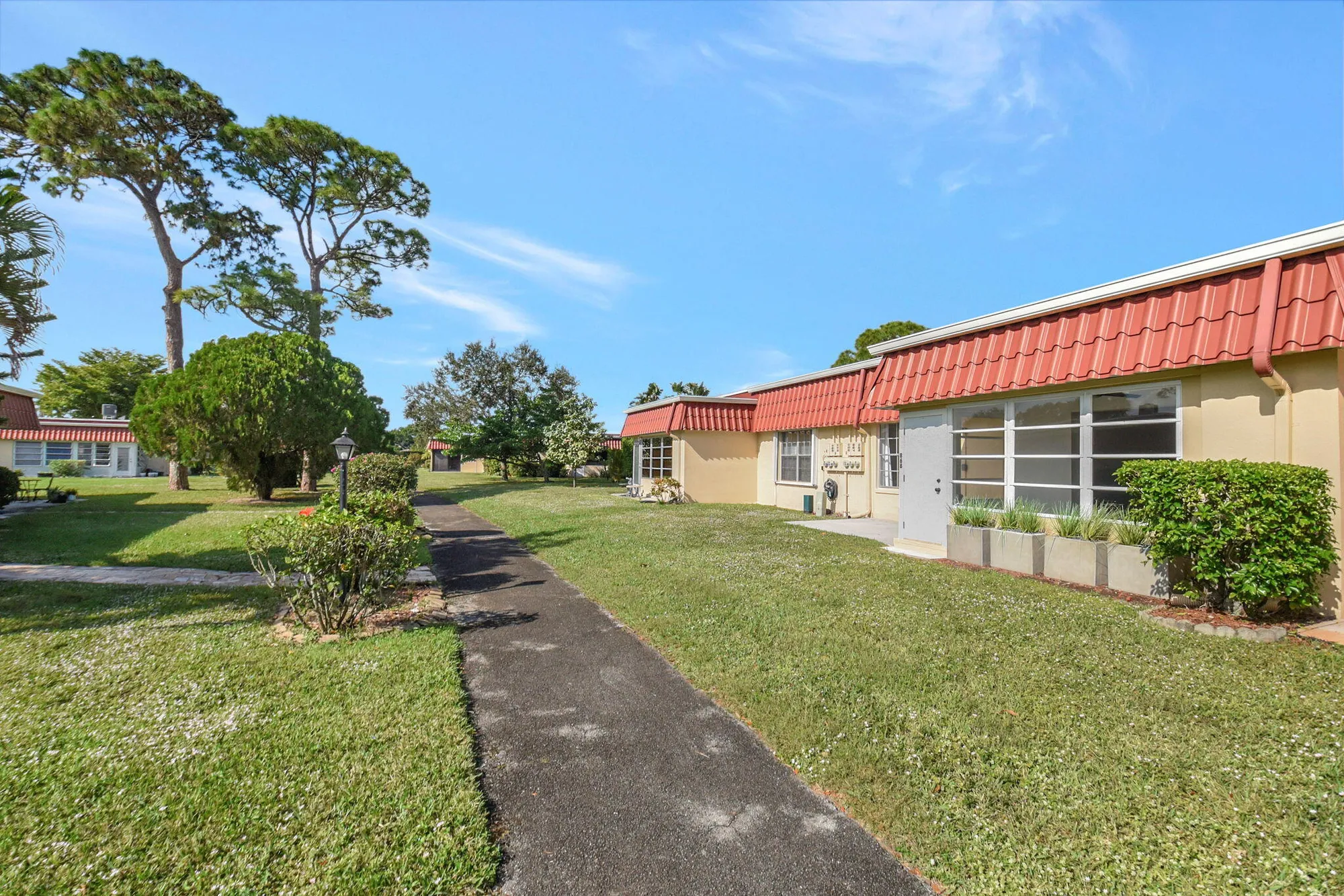 Property Slideshow image 28 of 30 | 868 worcester ln b, Lake Worth, FL, 33467