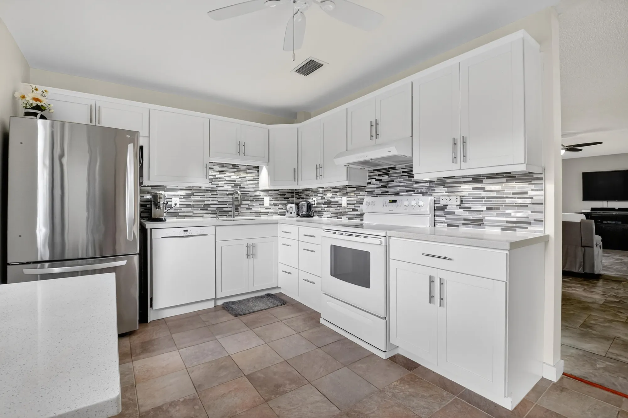 Property Slideshow image 6 of 30 | 1508 palmland dr, Boynton Beach, FL, 33436