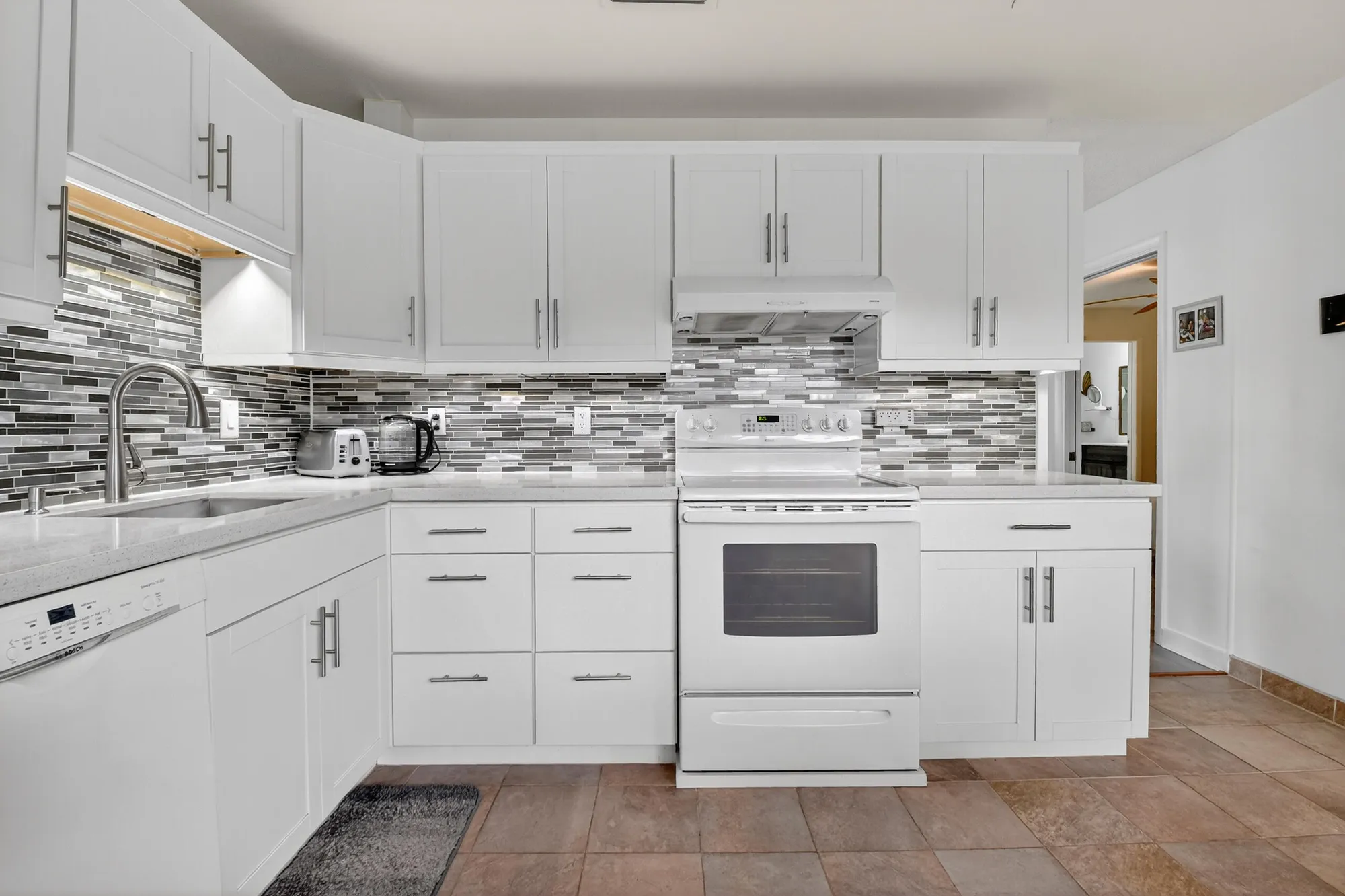 Property Slideshow image 8 of 30 | 1508 palmland dr, Boynton Beach, FL, 33436