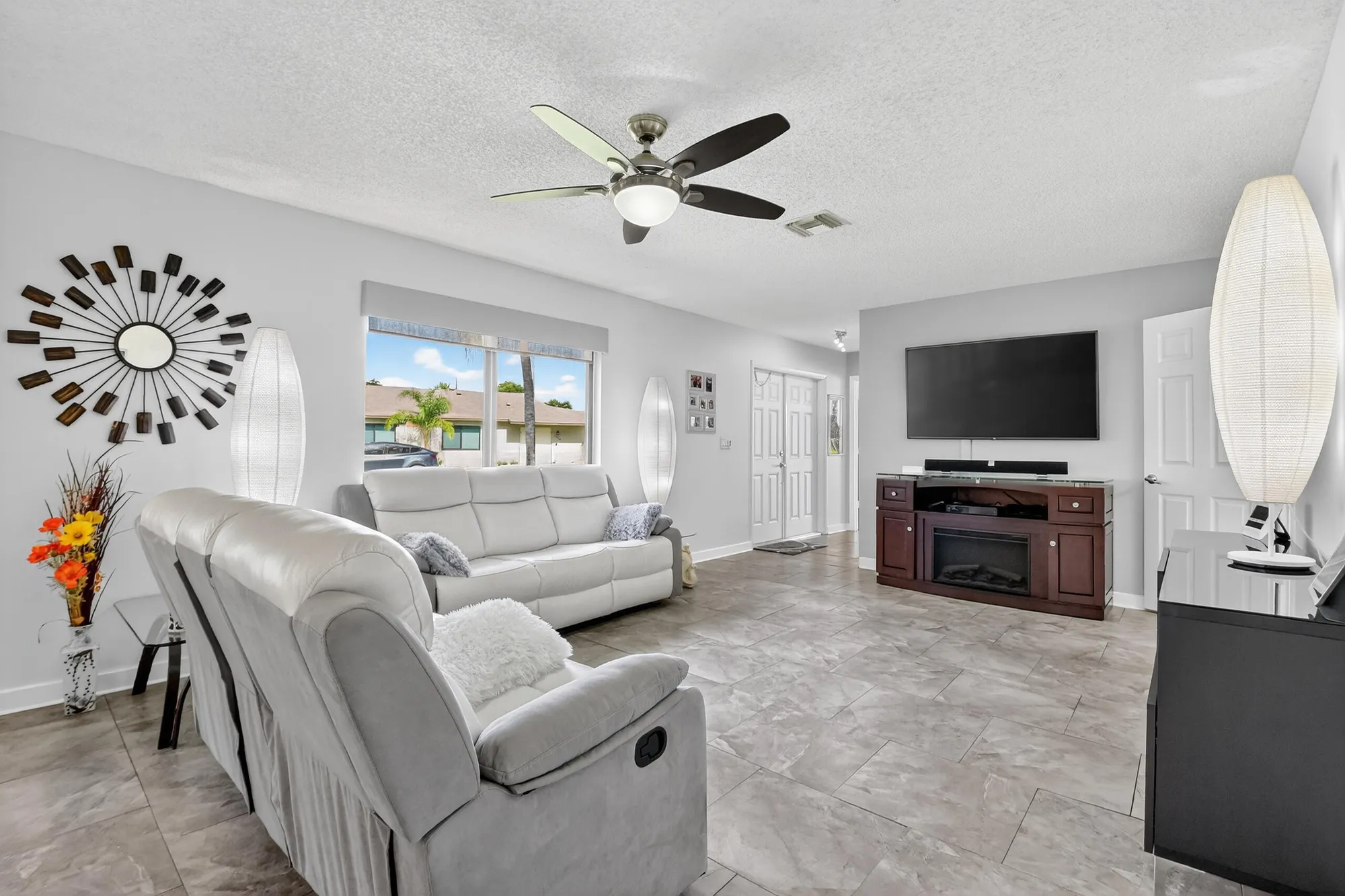 Property Slideshow image 11 of 30 | 1508 palmland dr, Boynton Beach, FL, 33436