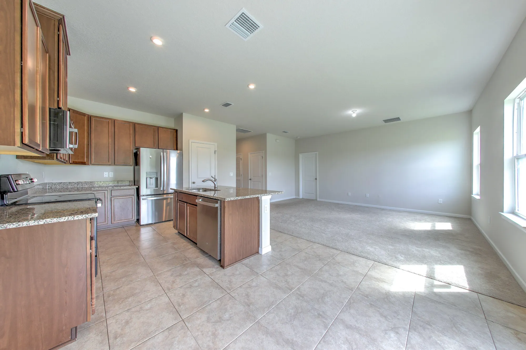 Property Slideshow image 12 of 22 | 10813 sw vasari way, Port Saint Lucie, FL, 34987