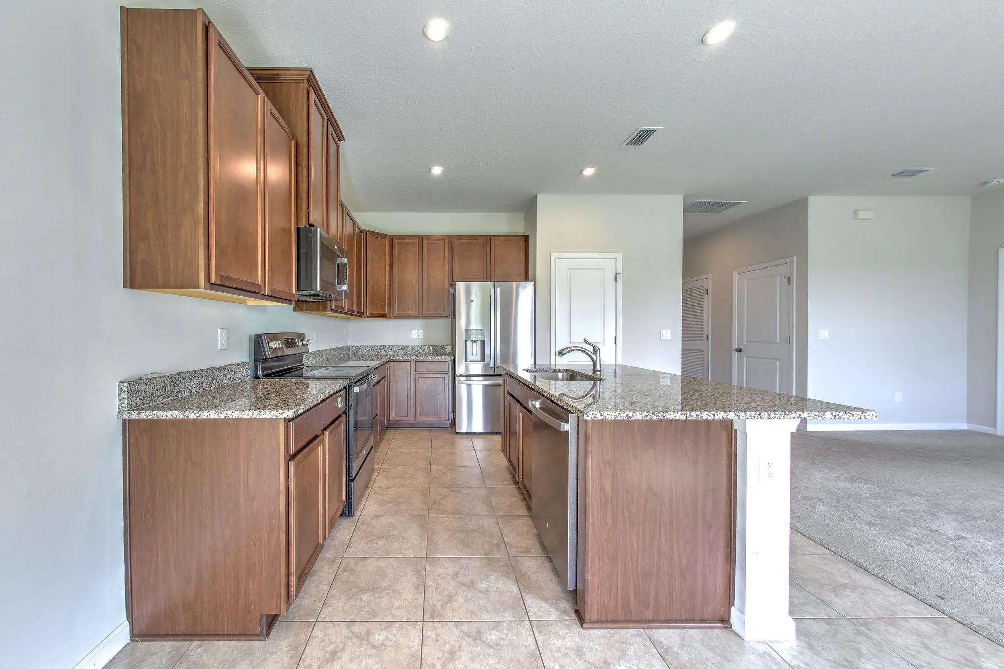 Property Slideshow image 13 of 22 | 10813 sw vasari way, Port Saint Lucie, FL, 34987