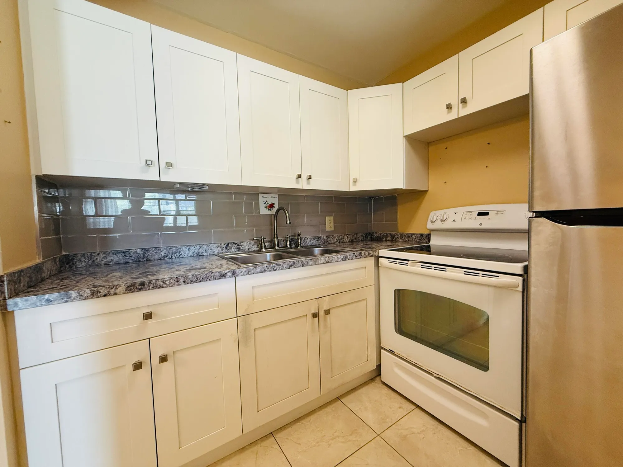 Property Slideshow image 9 of 39 | 142 sussex h, West Palm Beach, FL, 33417