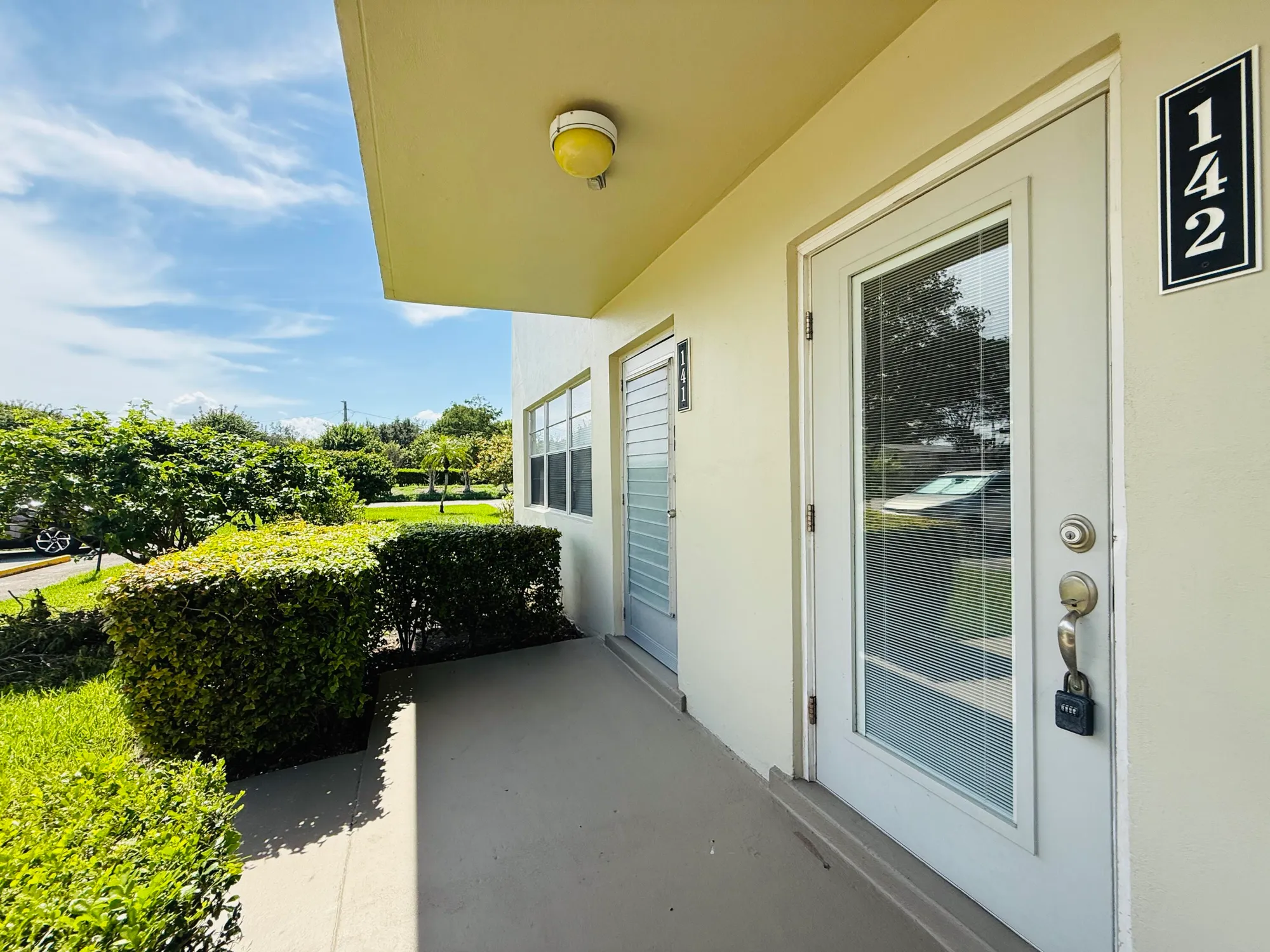 Property Slideshow image 3 of 39 | 142 sussex h, West Palm Beach, FL, 33417