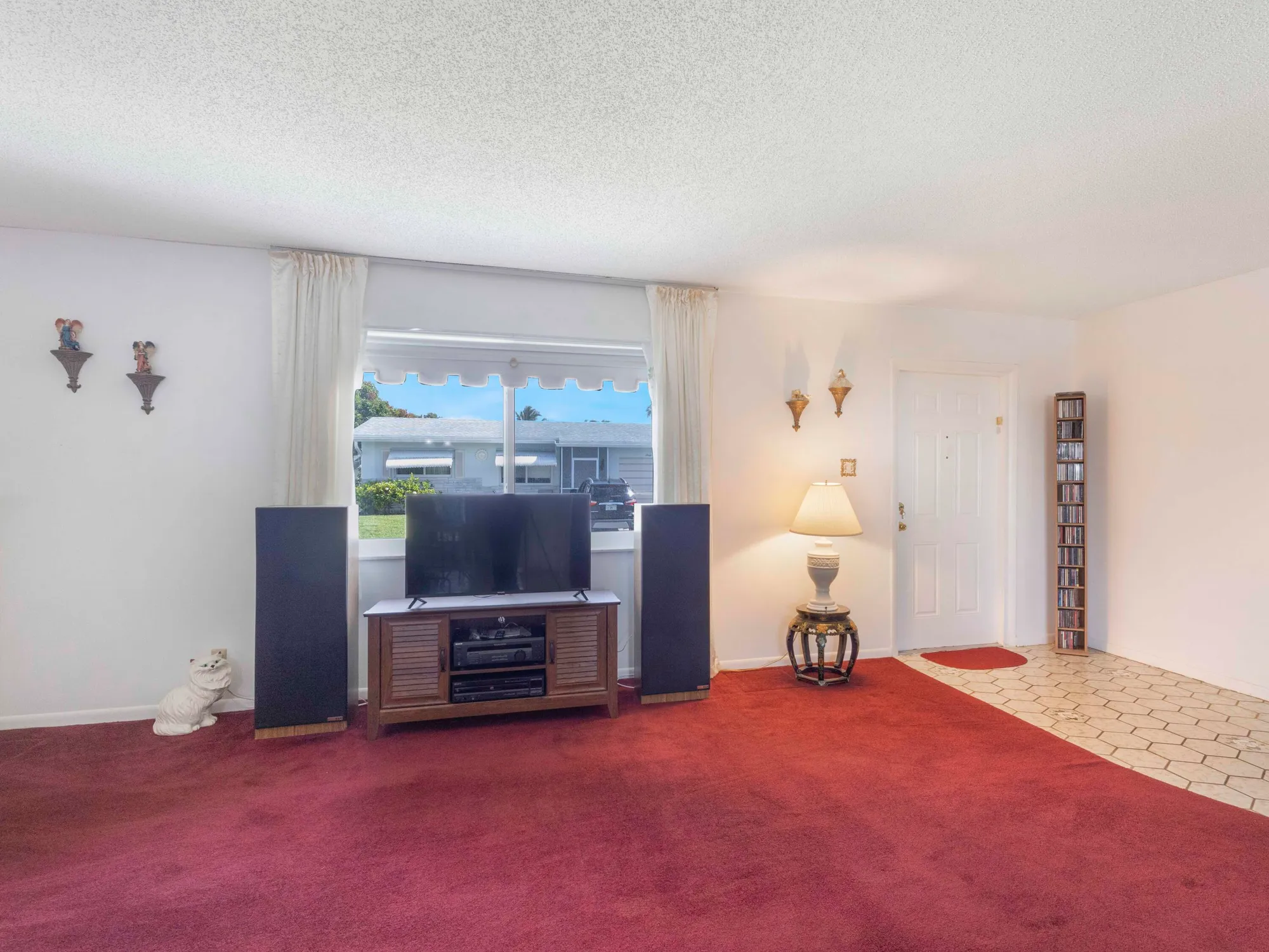 Property Slideshow image 6 of 39 | 6975 nw 12th st, Margate, FL, 33063