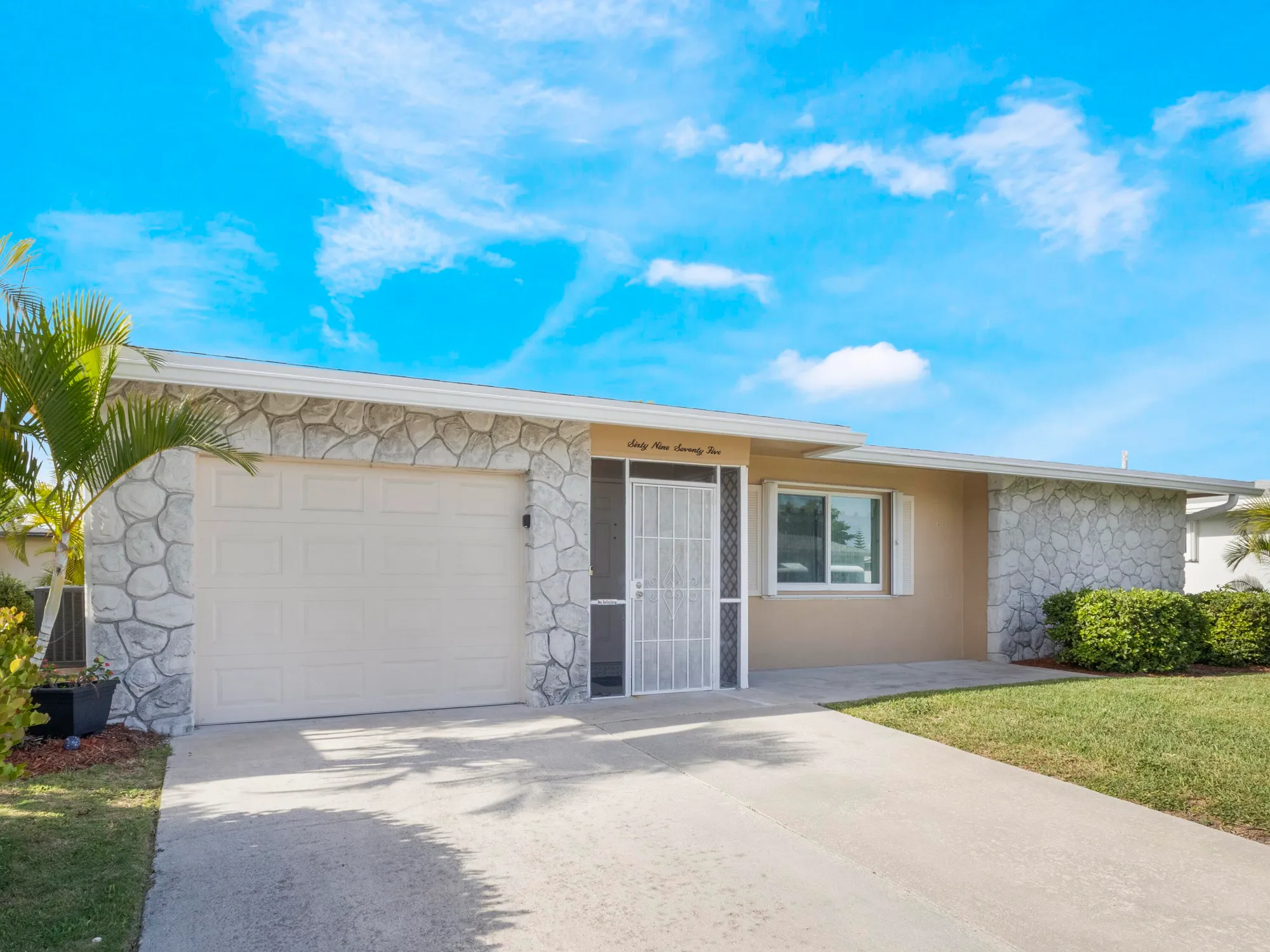 Property Slideshow image 3 of 39 | 6975 nw 12th st, Margate, FL, 33063