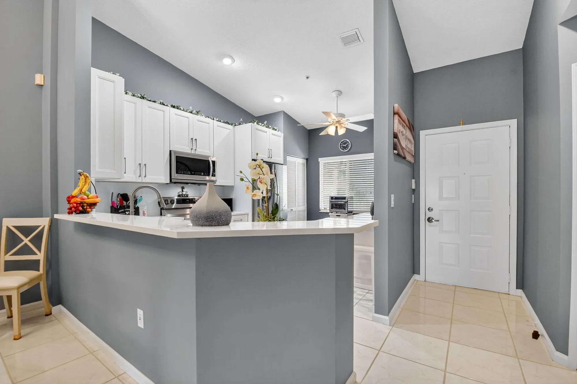 Property Slideshow image 7 of 77 | 5951 regal glen dr 201, Boynton Beach, FL, 33437