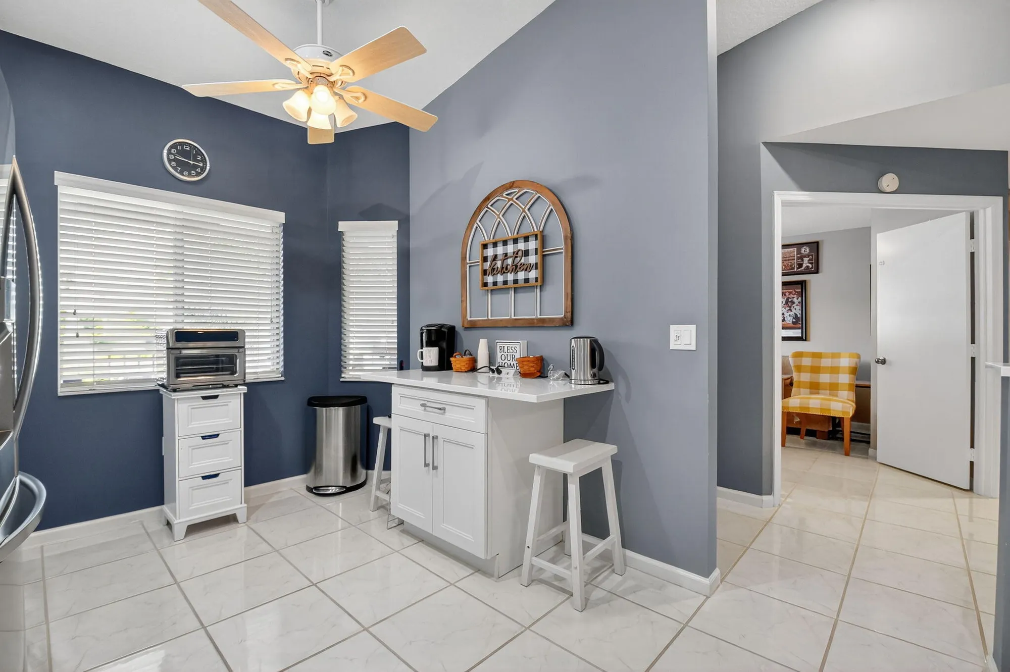 Property Slideshow image 13 of 77 | 5951 regal glen dr 201, Boynton Beach, FL, 33437