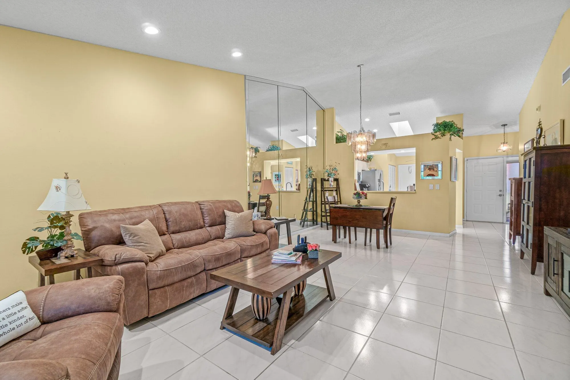 Property Slideshow image 13 of 38 | 9917 summerbrook ter c, Boynton Beach, FL, 33437