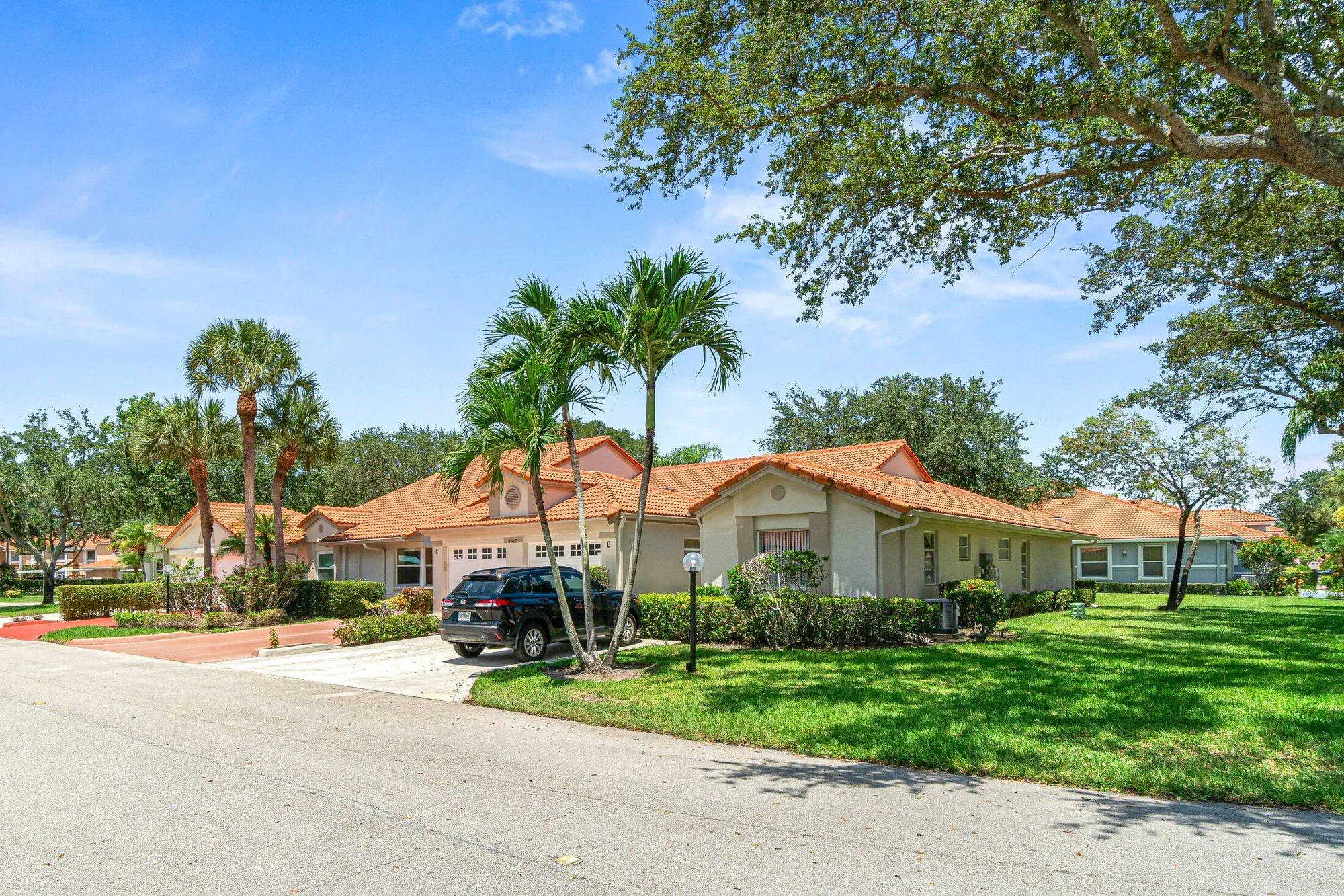 Property Slideshow image 4 of 38 | 9917 summerbrook ter c, Boynton Beach, FL, 33437