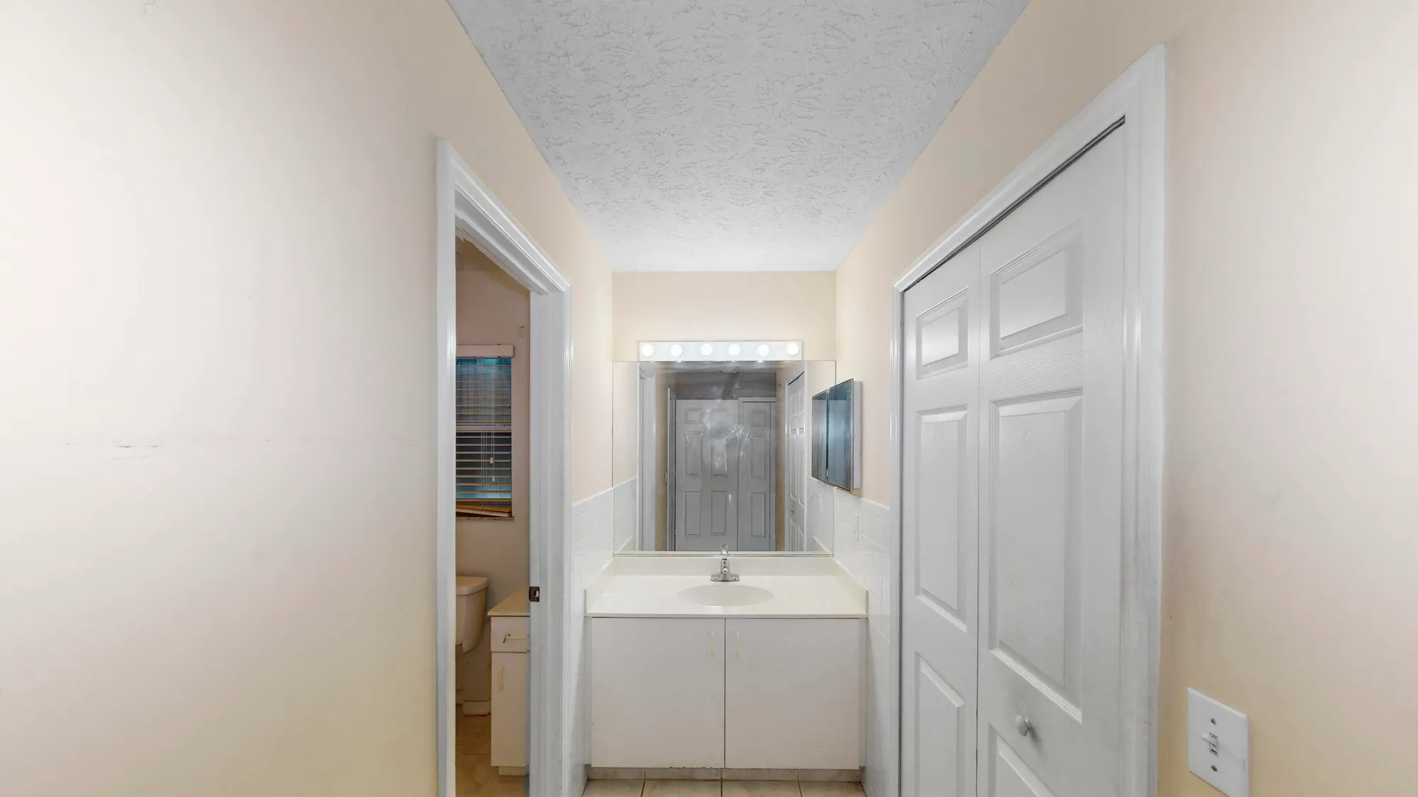 Property Slideshow image 13 of 23 | 413 european ln, Fort Pierce, FL, 34982
