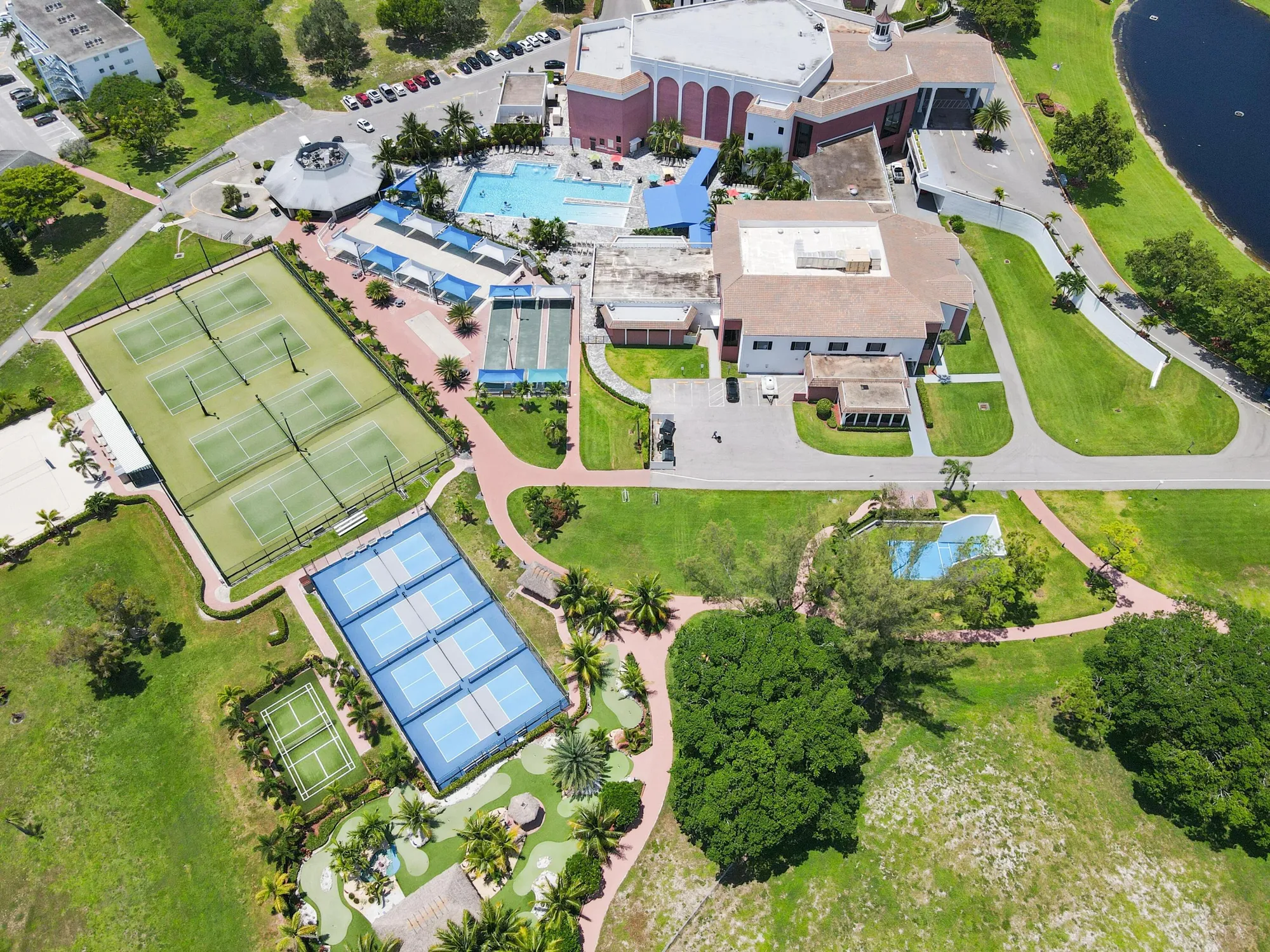 Property Slideshow image 31 of 53 | 4011 upminster j, Deerfield Beach, FL, 33442