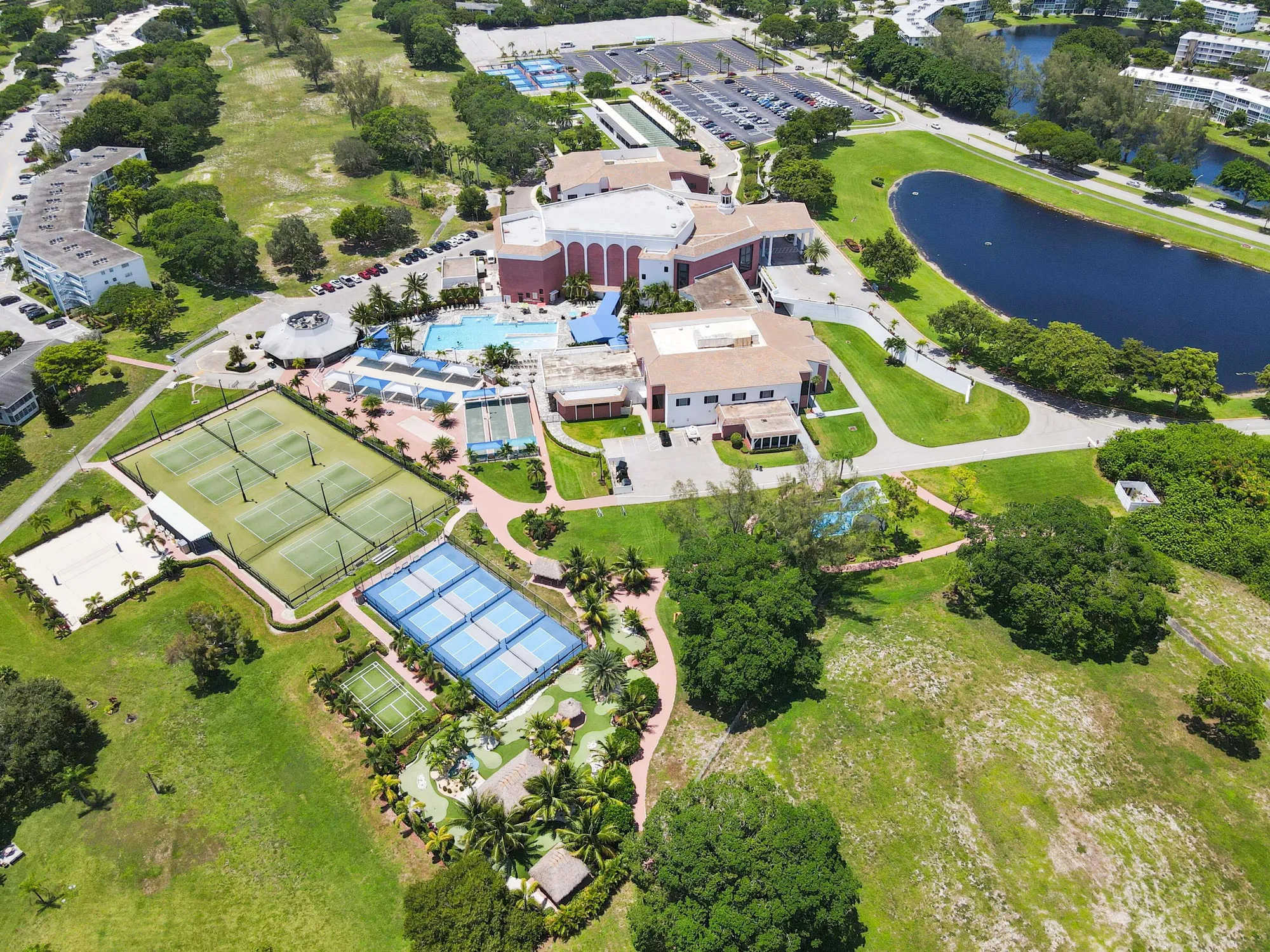 Property Slideshow image 32 of 53 | 4011 upminster j, Deerfield Beach, FL, 33442