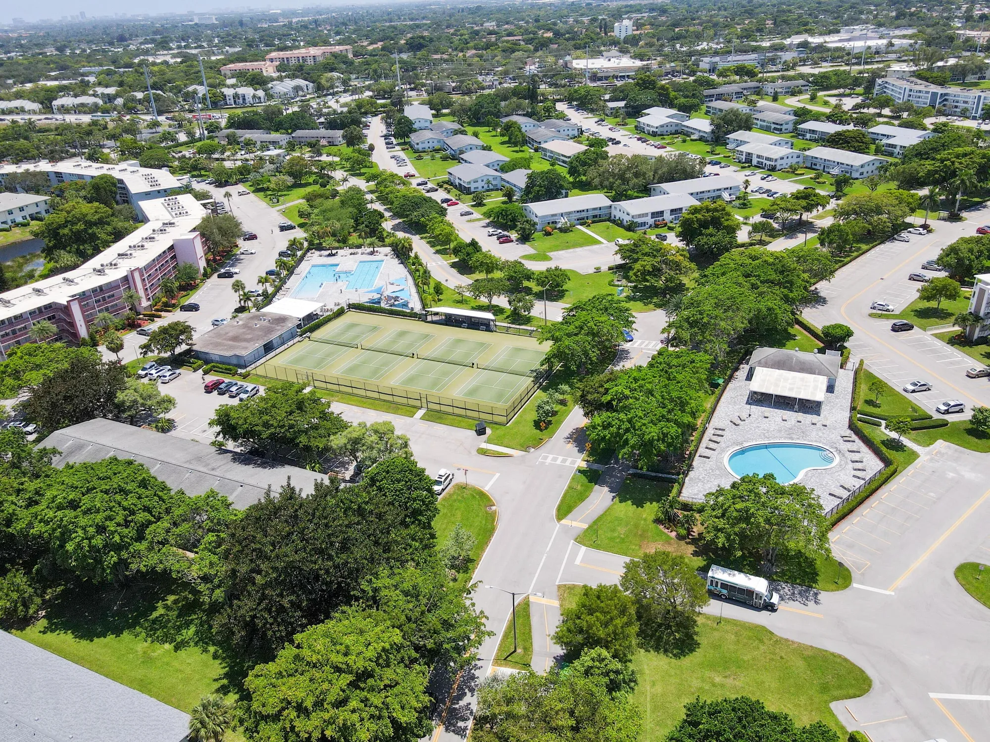 Property Slideshow image 35 of 53 | 4011 upminster j, Deerfield Beach, FL, 33442