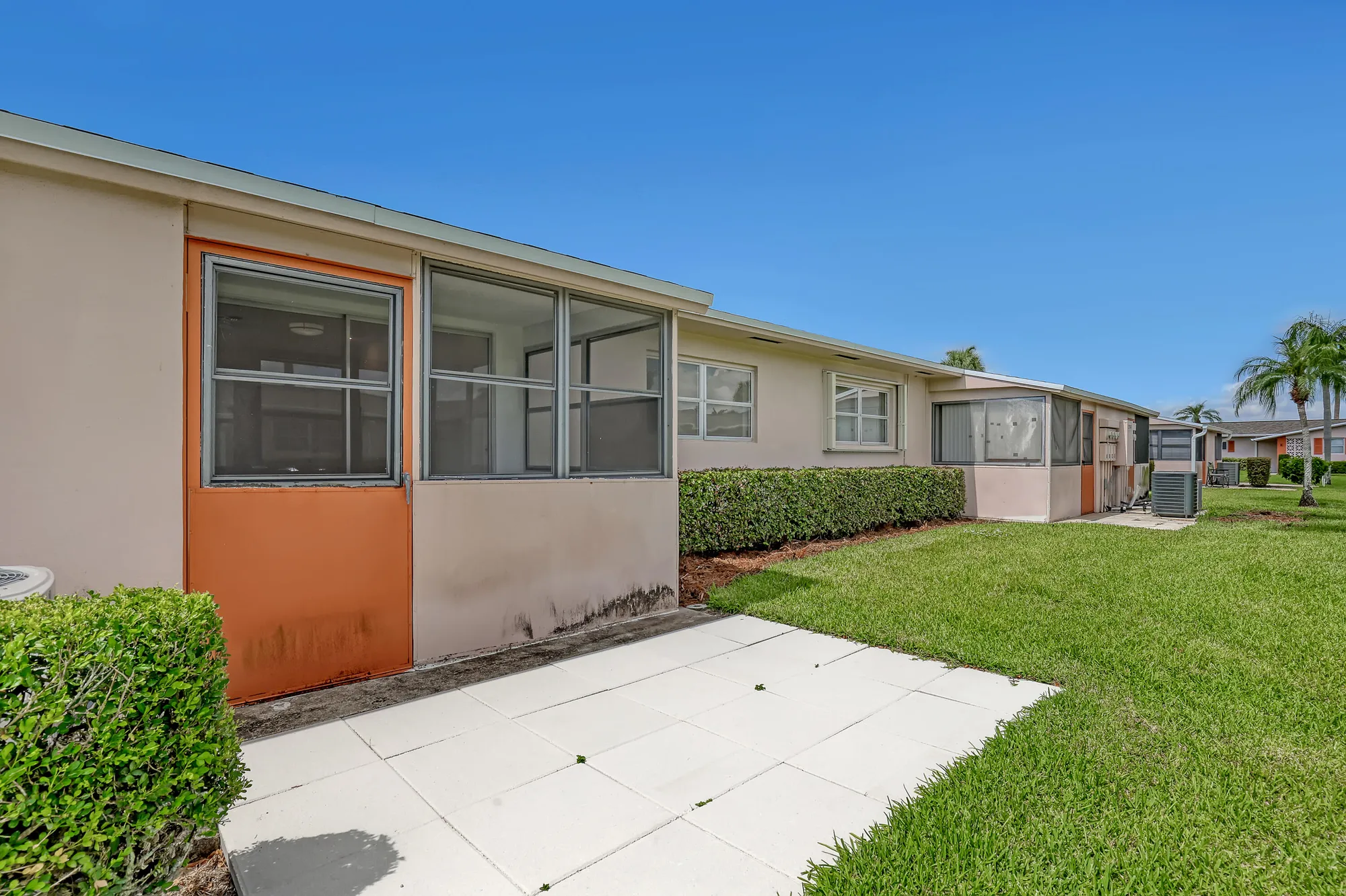 Property Slideshow image 48 of 74 | 2747 dudley dr d, West Palm Beach, FL, 33415