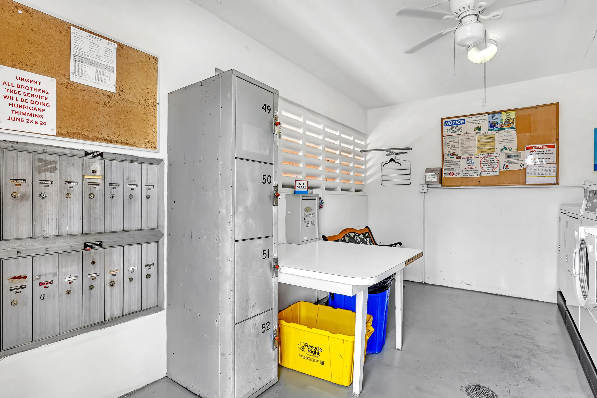 Property Slideshow image 54 of 74 | 2747 dudley dr d, West Palm Beach, FL, 33415