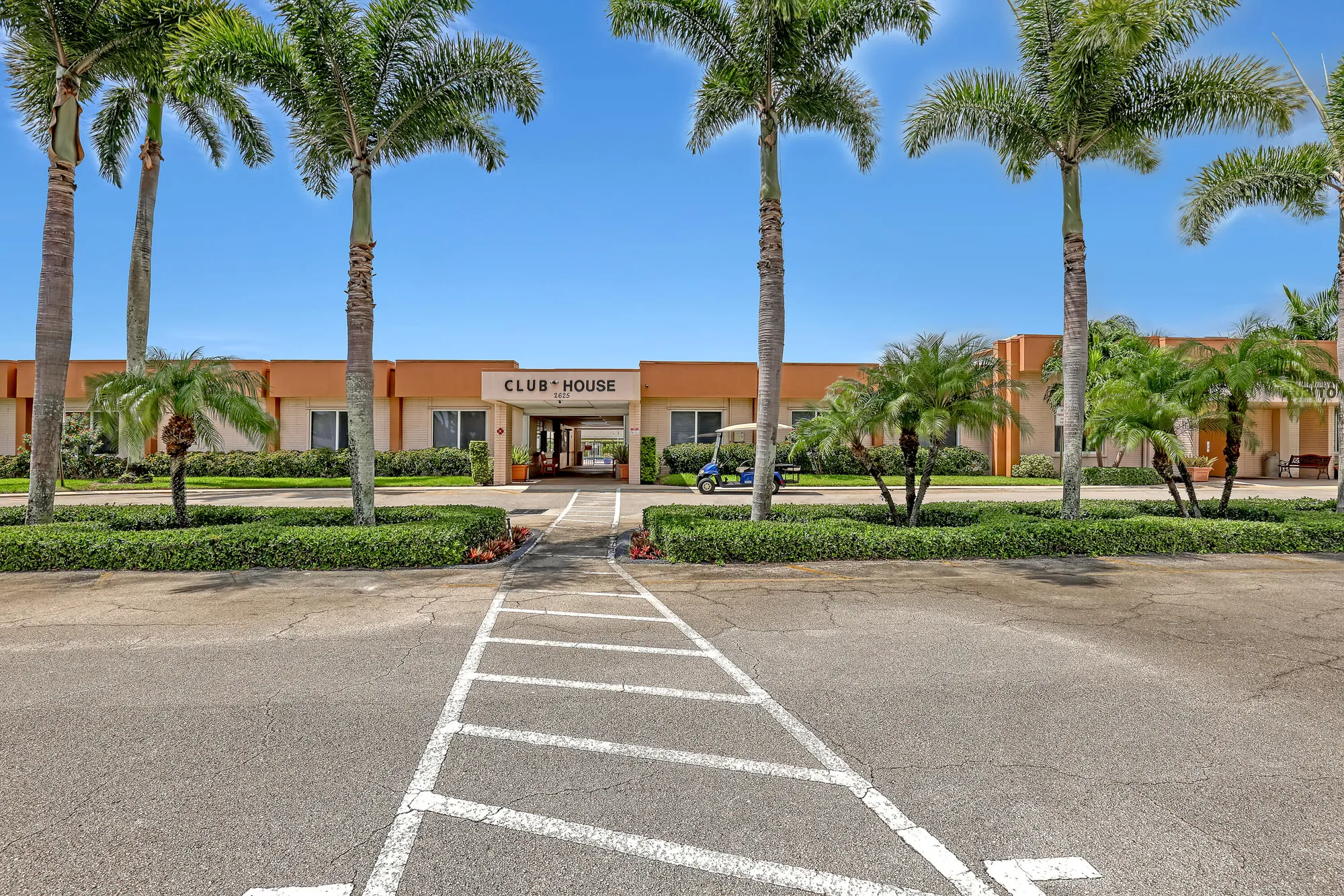 Property Slideshow image 55 of 74 | 2747 dudley dr d, West Palm Beach, FL, 33415