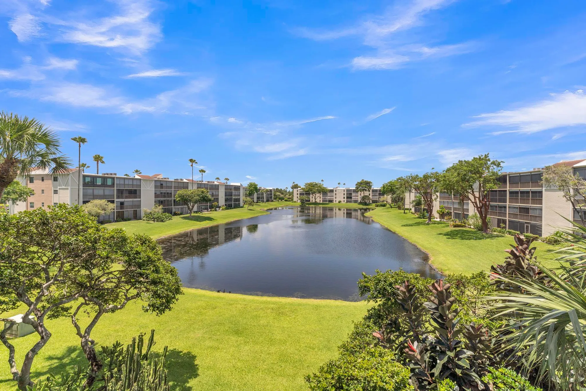 Property Slideshow image 38 of 78 | 14460 strathmore ln apt 306, Delray Beach, FL, 33446