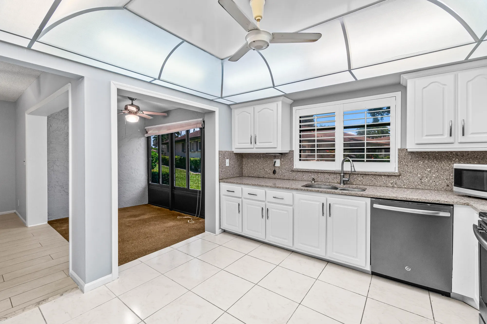 Property Slideshow image 5 of 25 | 4897 hawkwood rd a, Boynton Beach, FL, 33436