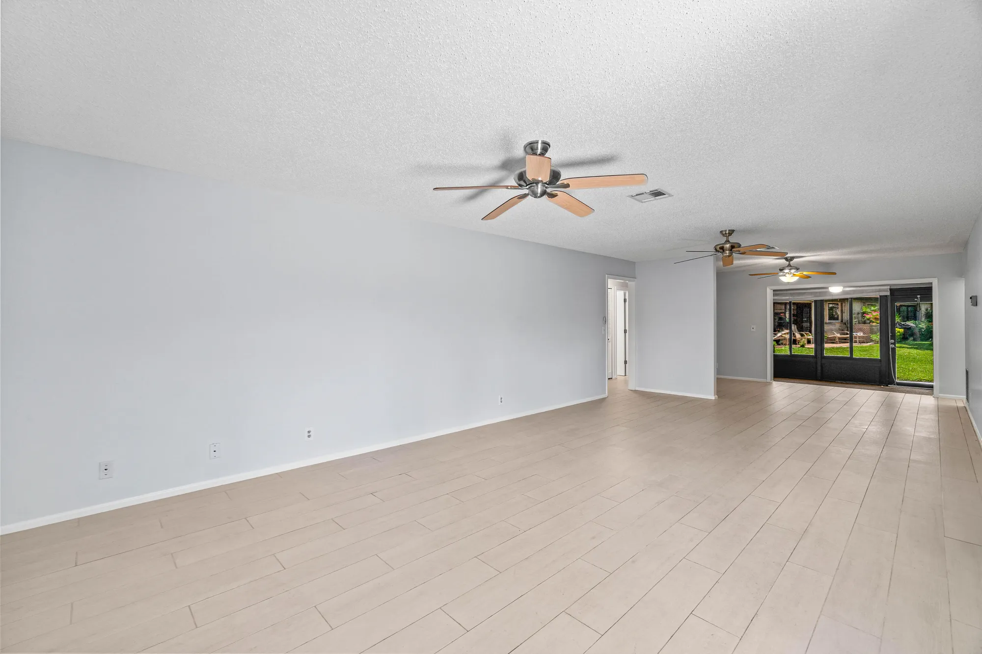 Property Slideshow image 6 of 25 | 4897 hawkwood rd a, Boynton Beach, FL, 33436