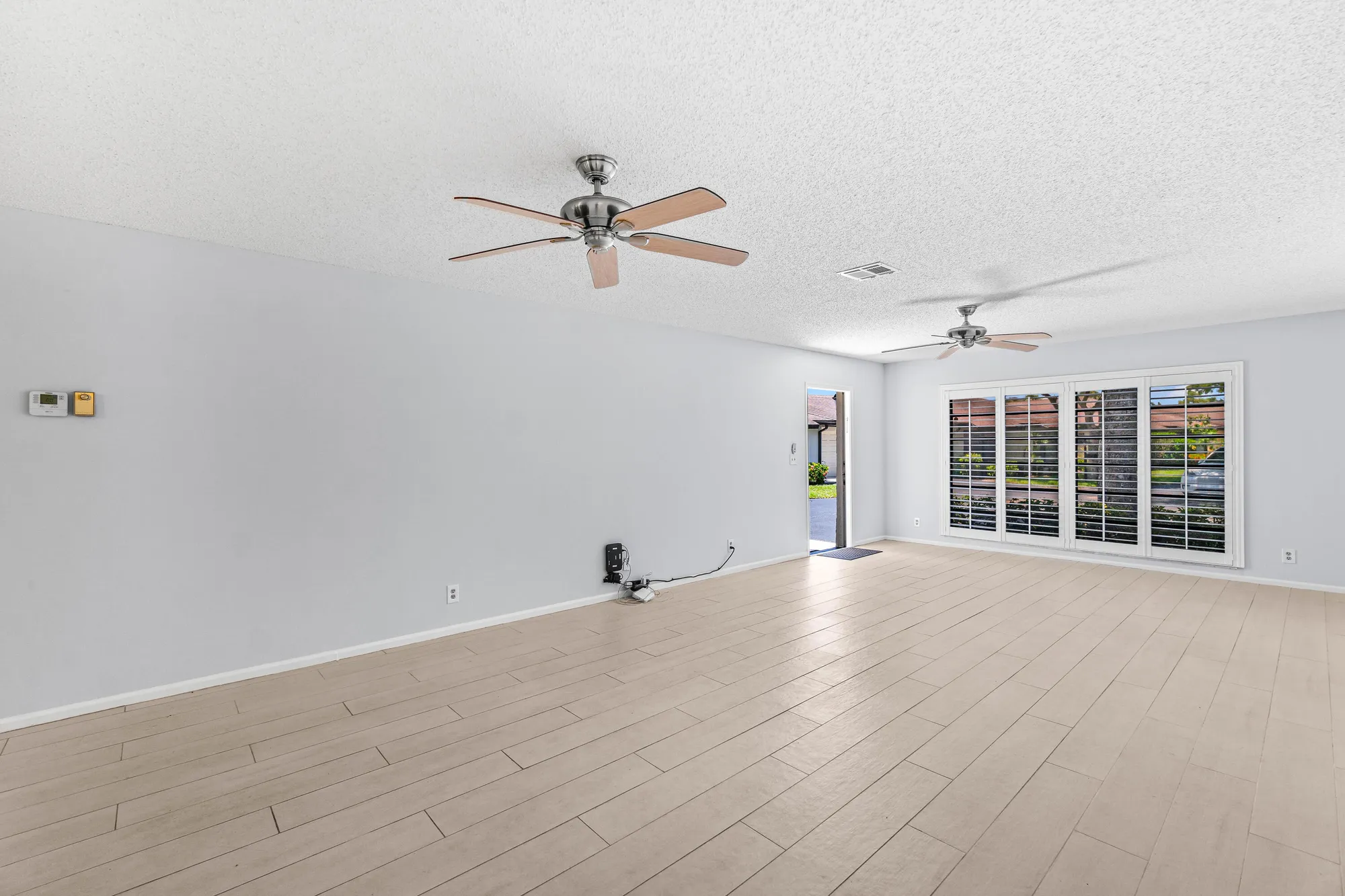 Property Slideshow image 8 of 25 | 4897 hawkwood rd a, Boynton Beach, FL, 33436