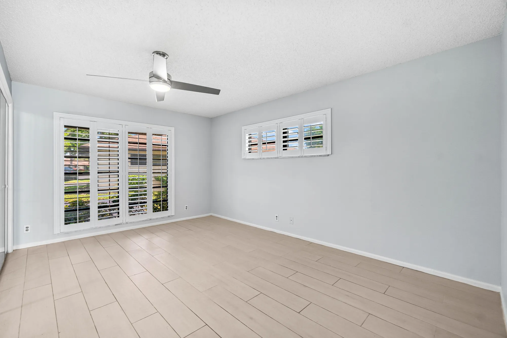 Property Slideshow image 11 of 25 | 4897 hawkwood rd a, Boynton Beach, FL, 33436