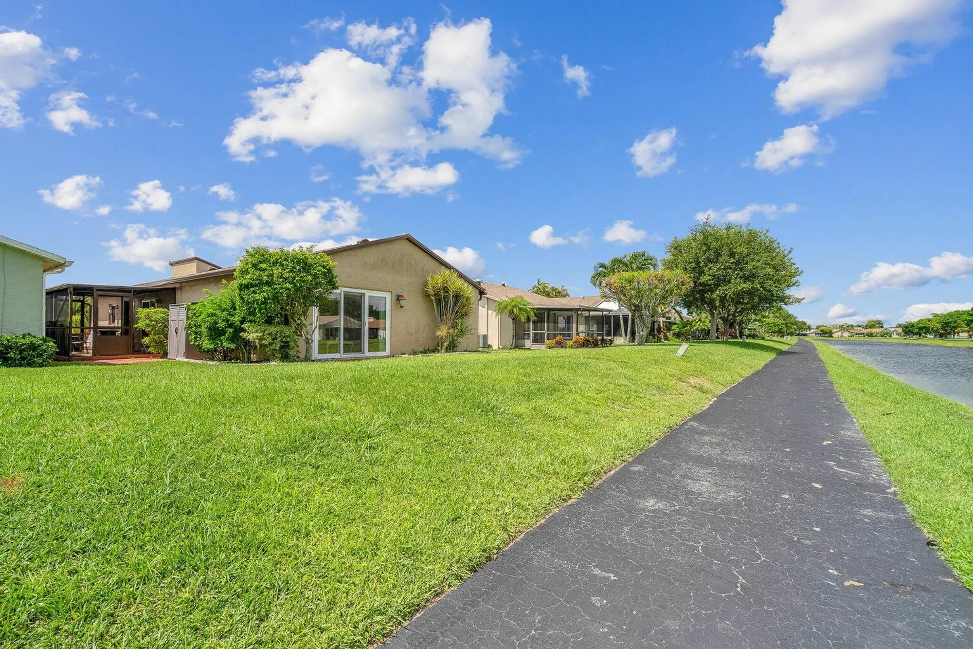 Property Slideshow image 37 of 47 | 5129 minto rd, Boynton Beach, FL, 33472