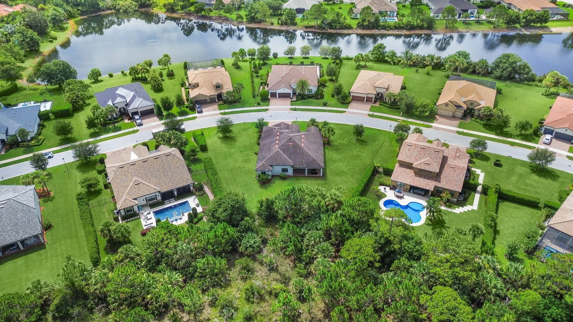 Property Slideshow image 38 of 41 | 724 sw sea green st, Palm City, FL, 34990