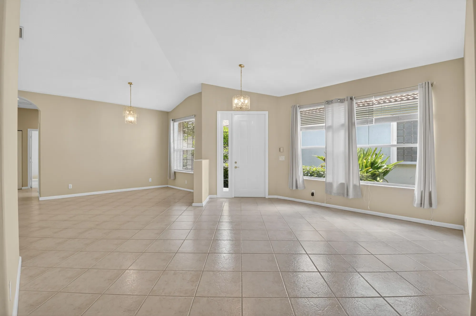 Property Slideshow image 5 of 87 | 7297 cataluna cir, Delray Beach, FL, 33446