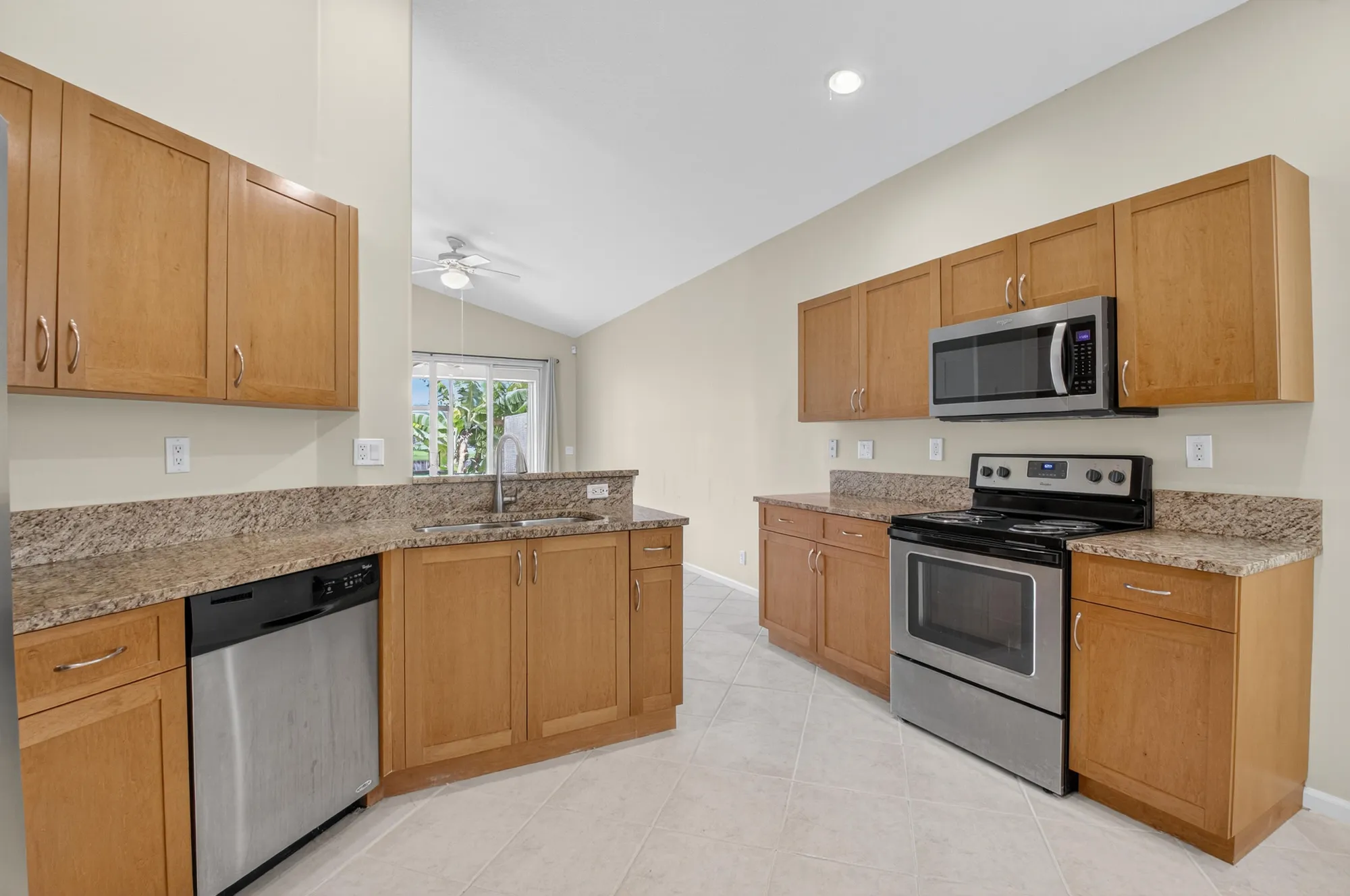 Property Slideshow image 21 of 87 | 7297 cataluna cir, Delray Beach, FL, 33446