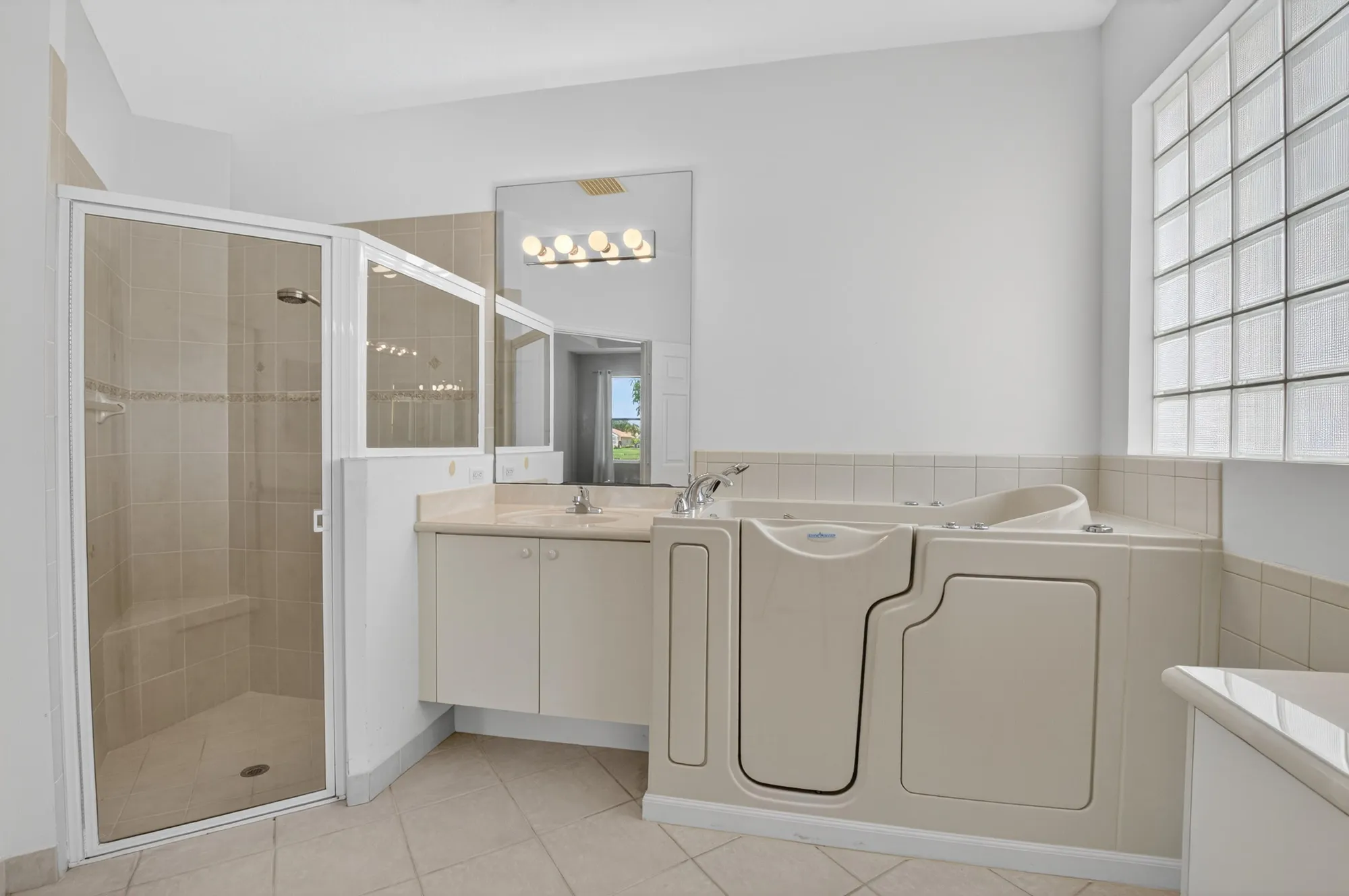 Property Slideshow image 29 of 87 | 7297 cataluna cir, Delray Beach, FL, 33446