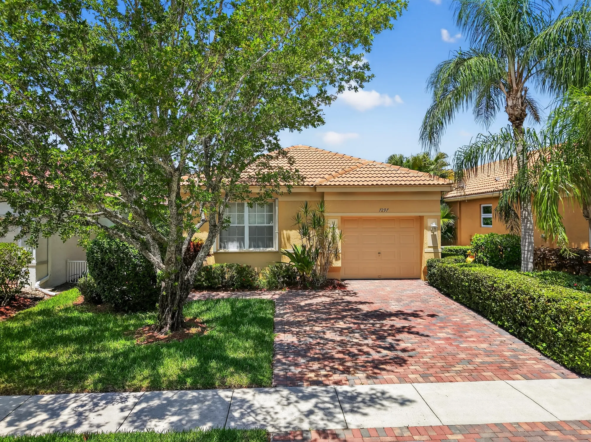 Property Slideshow image 41 of 87 | 7297 cataluna cir, Delray Beach, FL, 33446