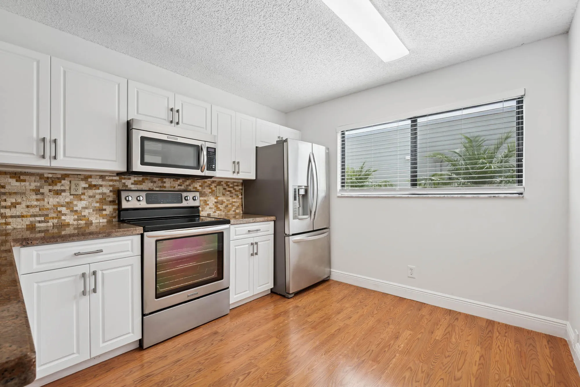 Property Slideshow image 10 of 31 | 15450 pembridge ave 192, Delray Beach, FL, 33484