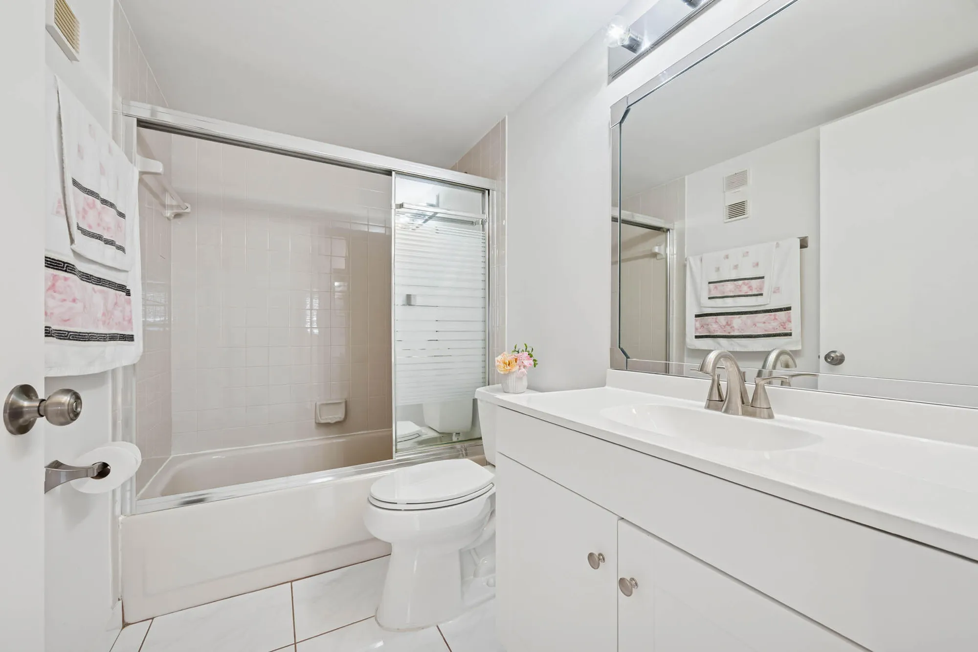 Property Slideshow image 19 of 31 | 15450 pembridge ave 192, Delray Beach, FL, 33484