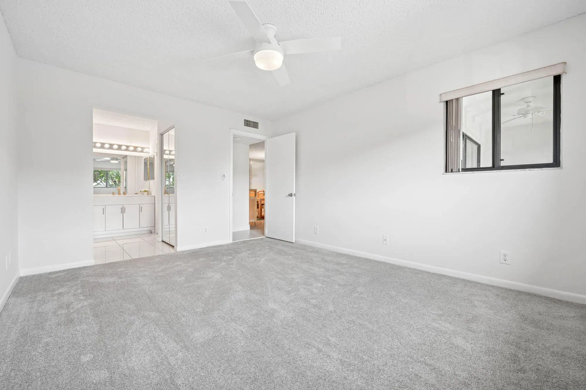 Property Slideshow image 17 of 31 | 15450 pembridge ave 192, Delray Beach, FL, 33484