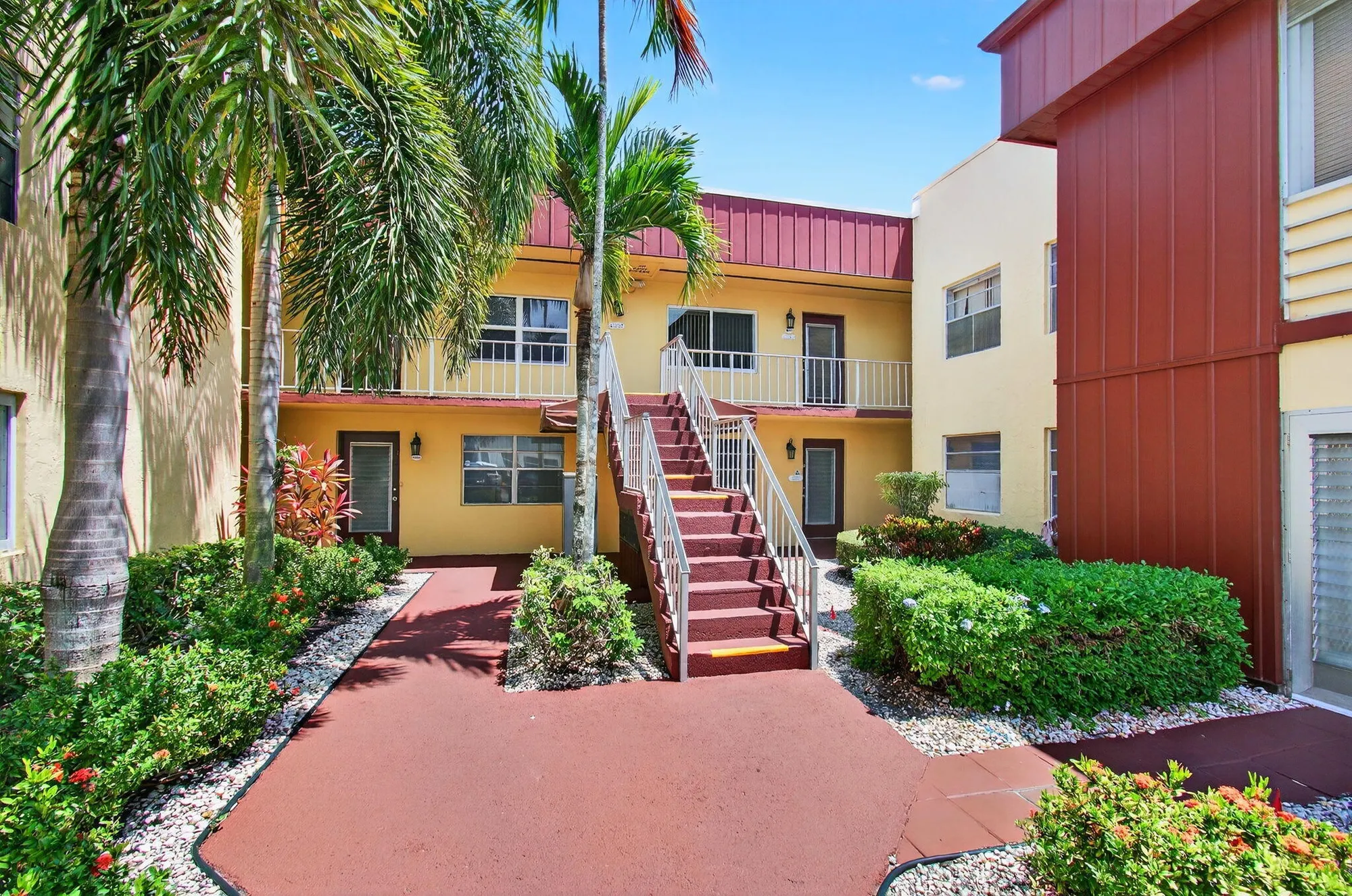 Property Slideshow image 3 of 65 | 605 flanders m, Delray Beach, FL, 33484