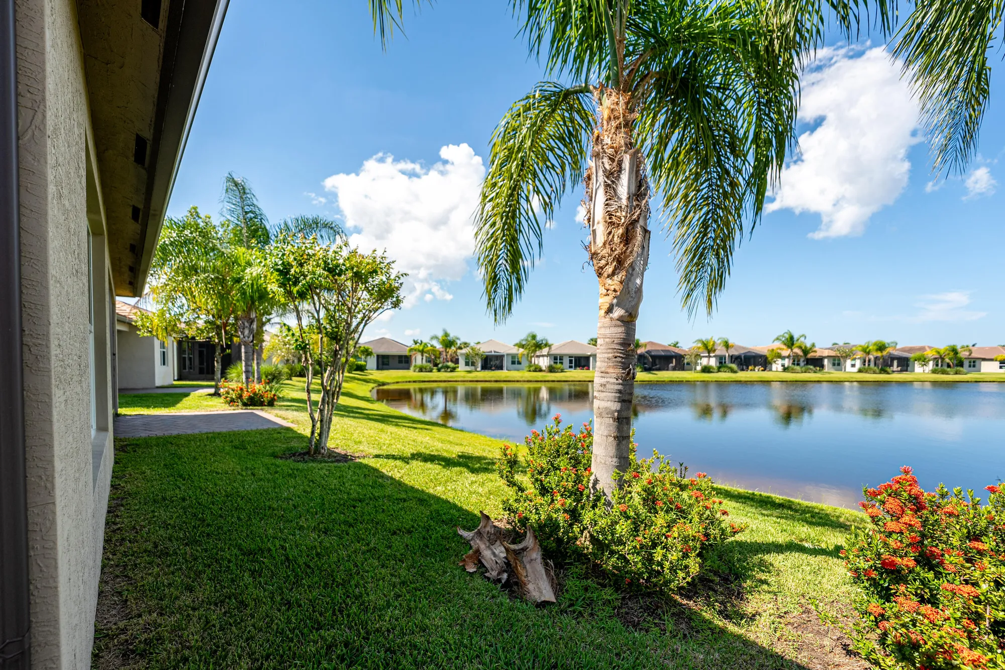 Property Slideshow image 8 of 62 | 11622 sw hawkins ter, Port Saint Lucie, FL, 34987