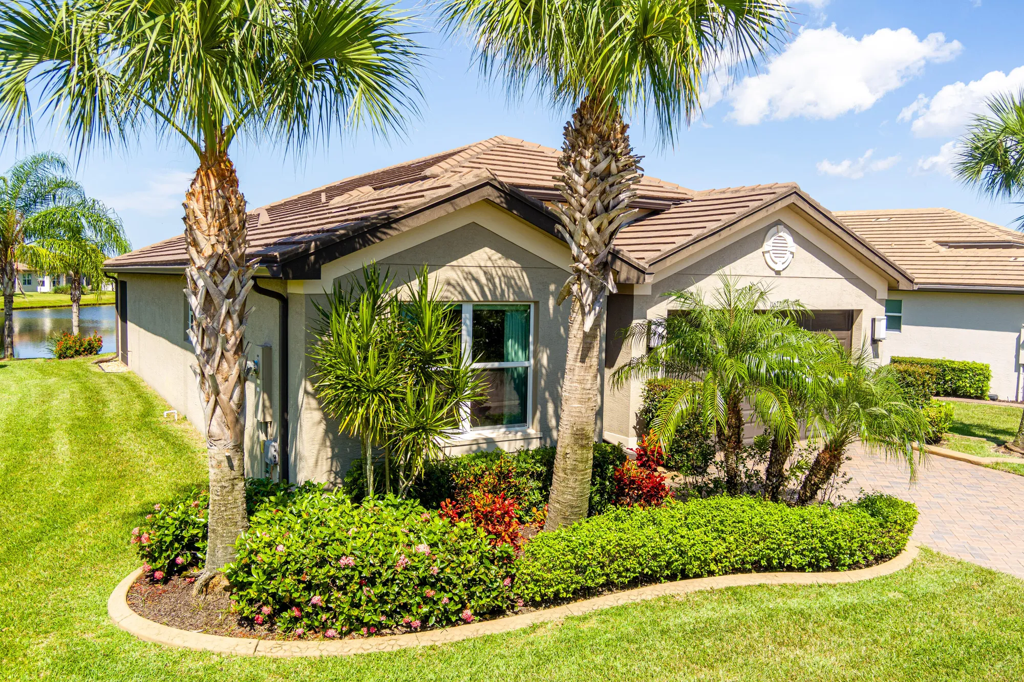 Property Slideshow image 4 of 62 | 11622 sw hawkins ter, Port Saint Lucie, FL, 34987