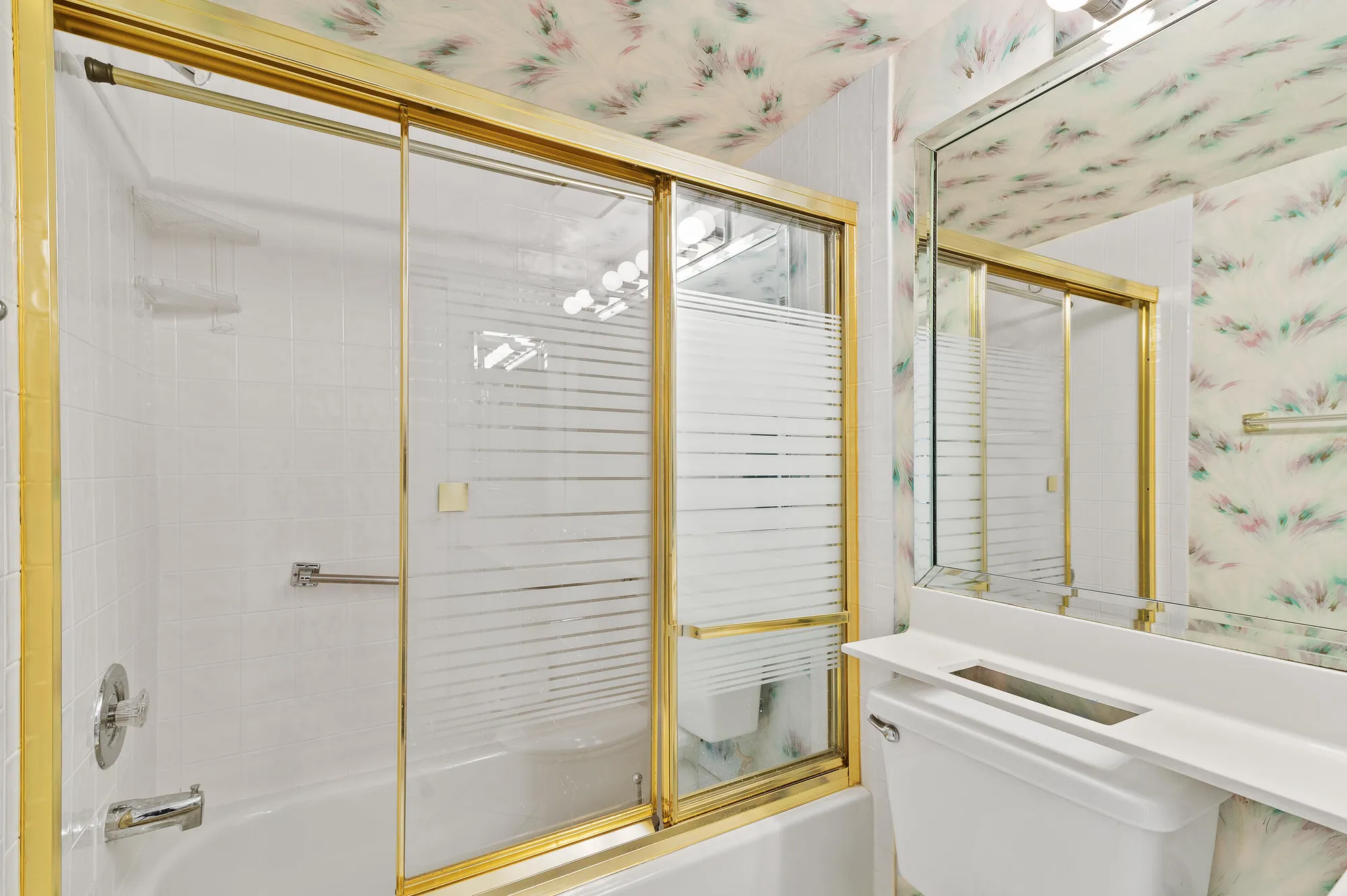 Property Slideshow image 22 of 37 | 7450 trent dr 302, Tamarac, FL, 33321