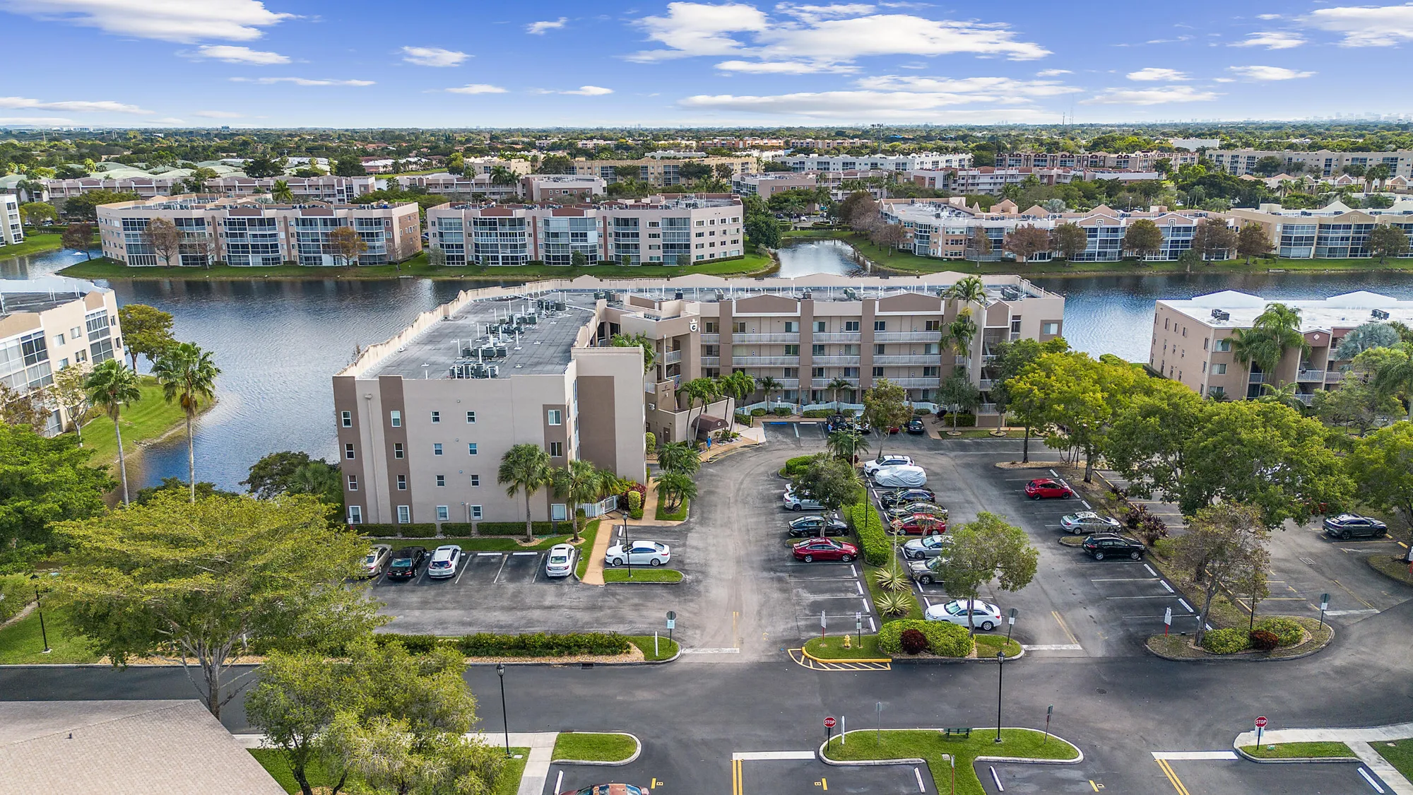 Property Slideshow image 31 of 37 | 7450 trent dr 302, Tamarac, FL, 33321