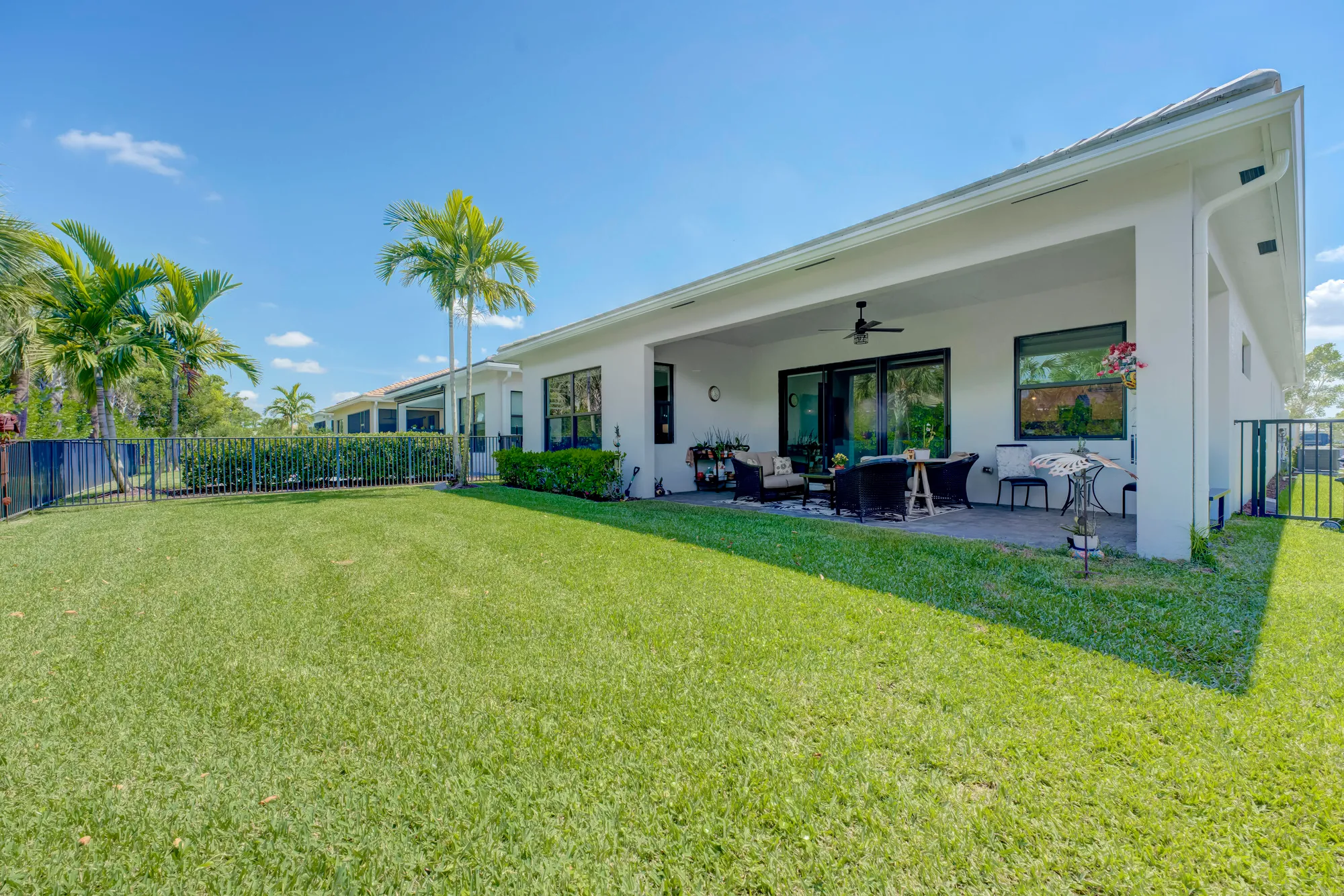 Property Slideshow image 25 of 48 | 5559 captiva ln, Westlake, FL, 33470