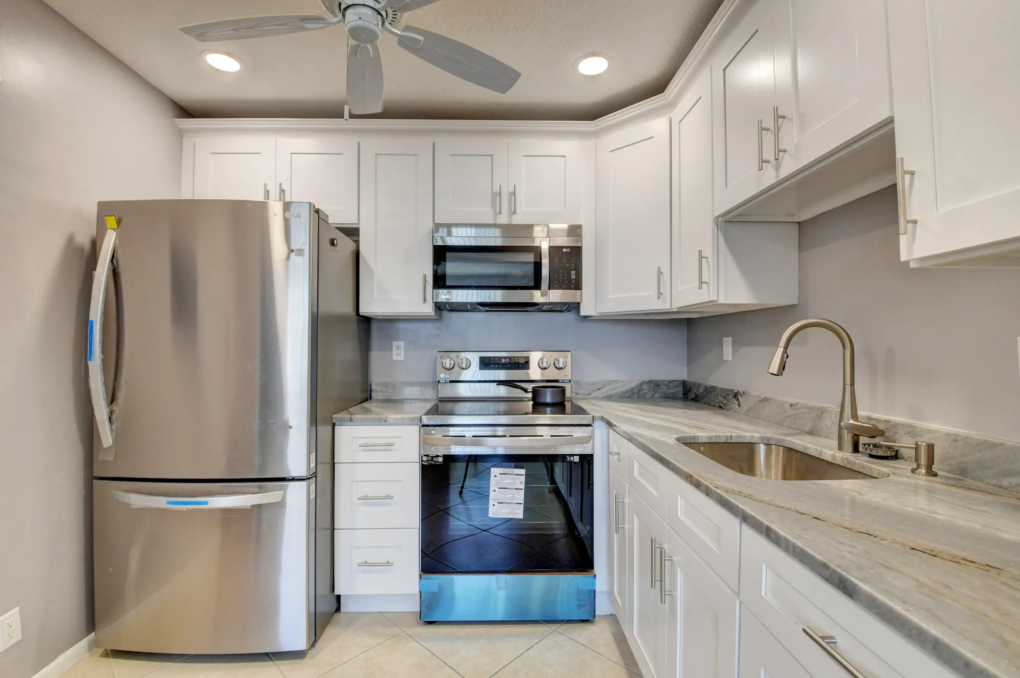 Property Slideshow image 8 of 28 | 418 saxony i, Delray Beach, FL, 33446