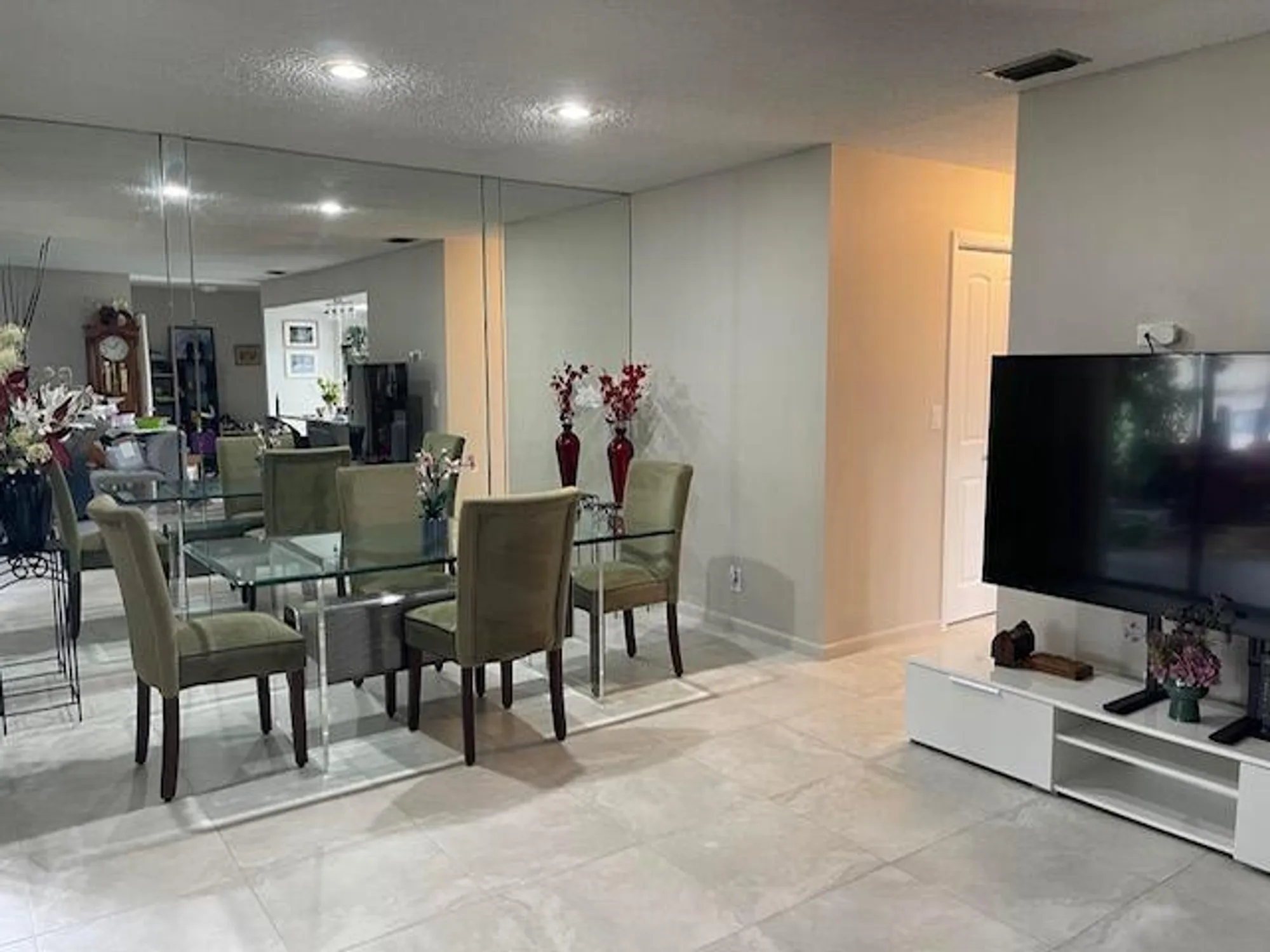 Property Slideshow image 5 of 40 | 5975 forest grove 3 dr 3, Boynton Beach, FL, 33437