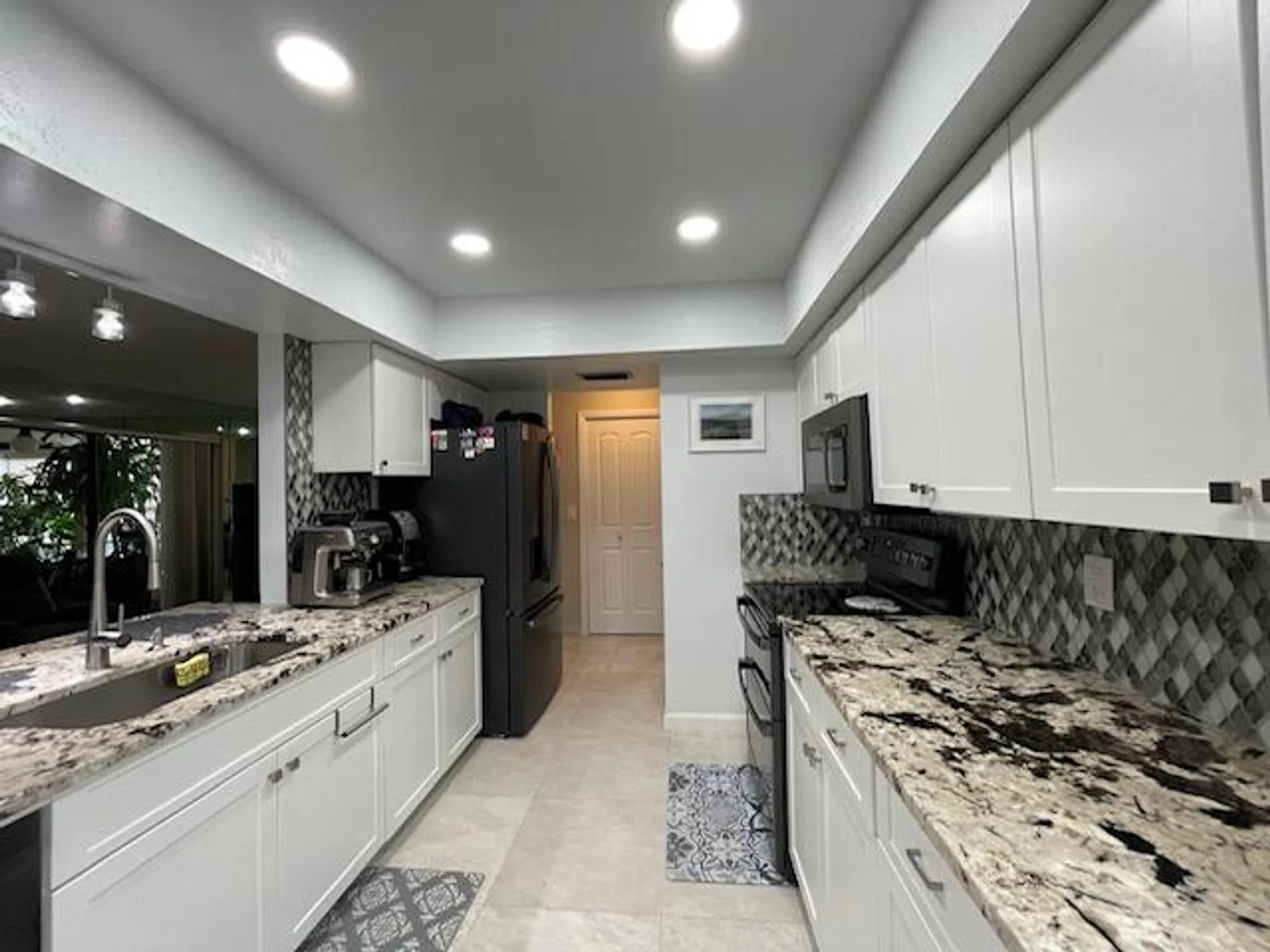 Property Slideshow image 11 of 40 | 5975 forest grove 3 dr 3, Boynton Beach, FL, 33437